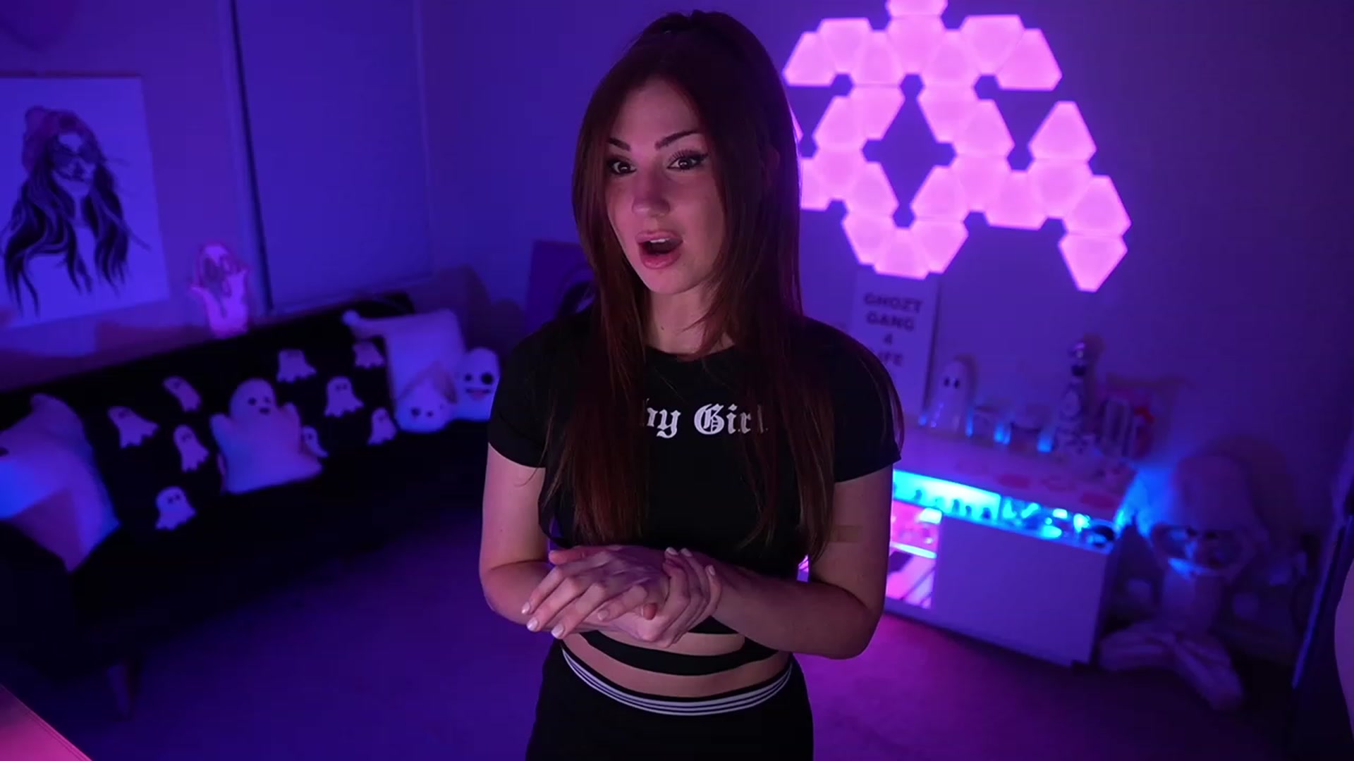 Gallery image thumbnail from ghoztgirl's myfreecams stream on, 08/11/2023, 07:26 image 18 of 20