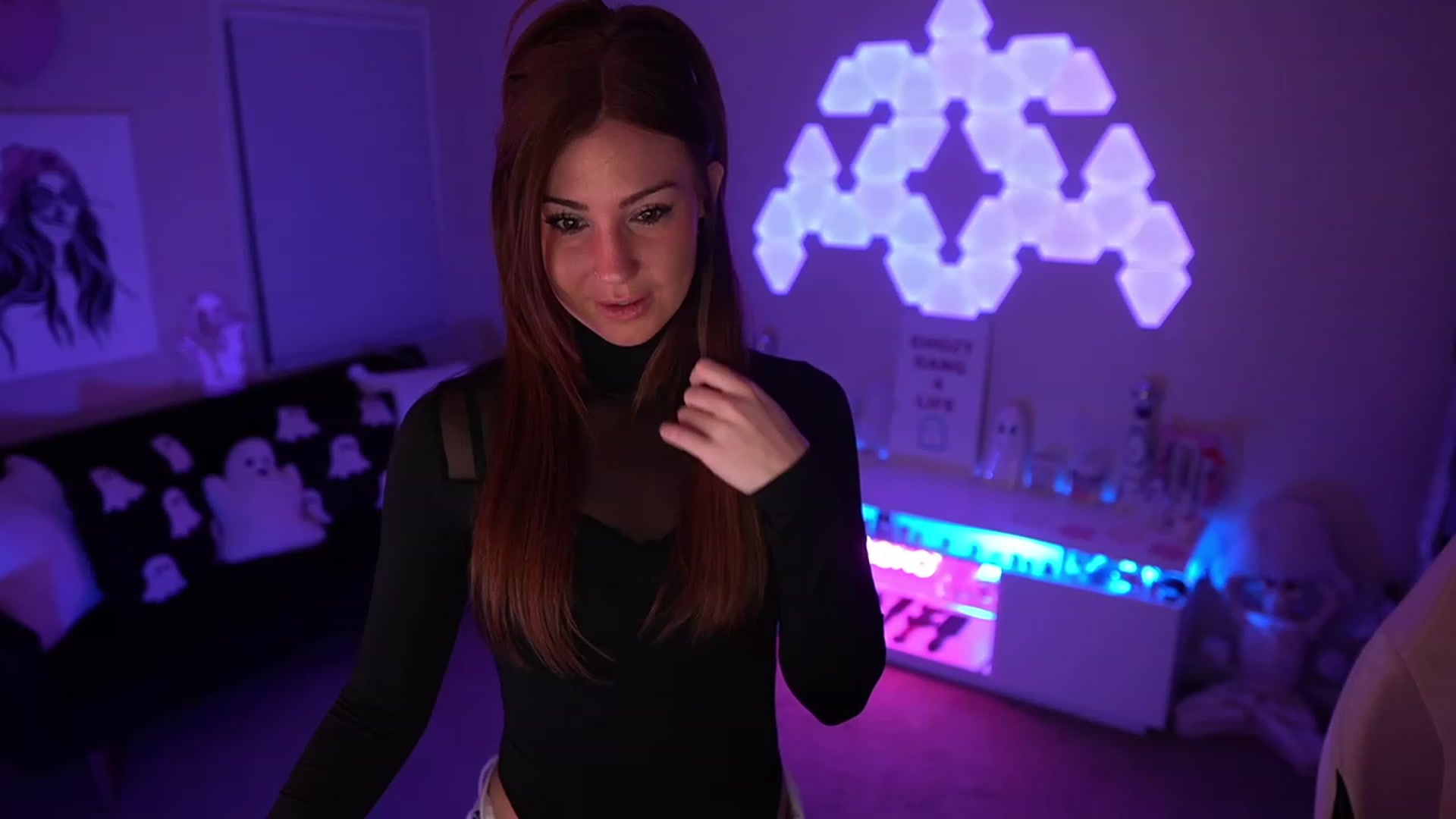 Gallery image thumbnail from ghoztgirl's myfreecams stream on, 08/12/2023, 06:41 image 1 of 20