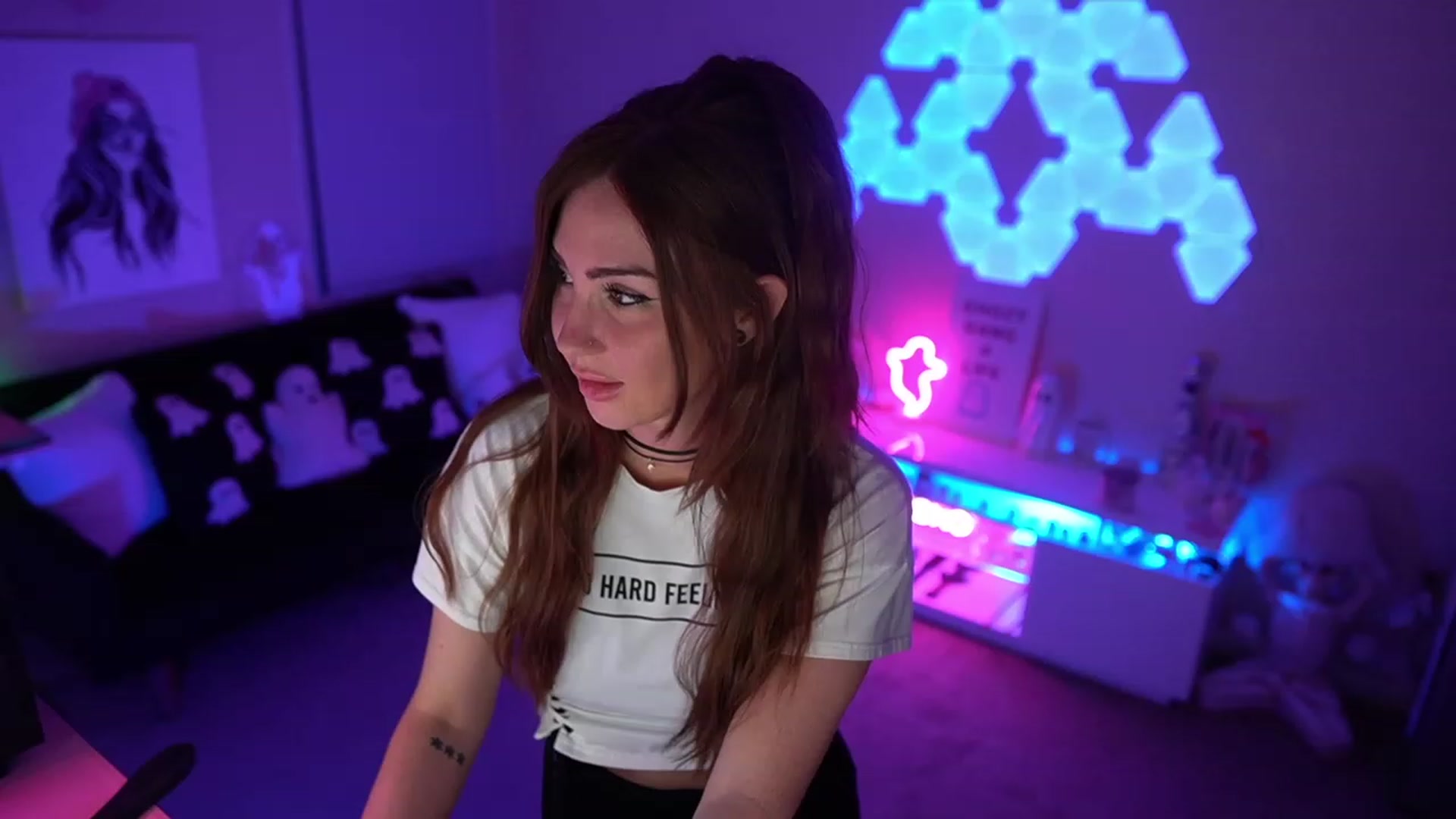 Gallery image thumbnail from ghoztgirl's myfreecams stream on, 08/19/2023, 08:06 image 5 of 20