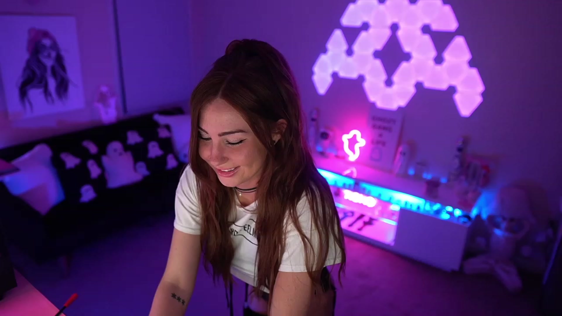 Gallery image thumbnail from ghoztgirl's myfreecams stream on, 08/19/2023, 08:06 image 8 of 20