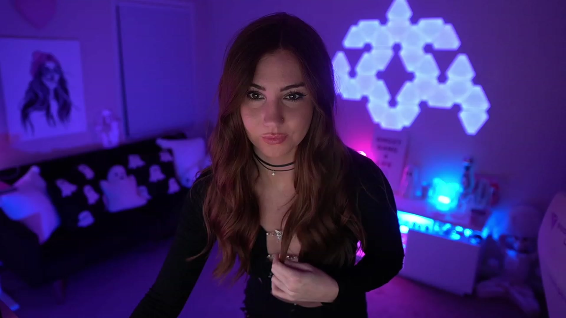 Gallery image thumbnail from ghoztgirl's myfreecams stream on, 08/27/2023, 07:51 image 2 of 20