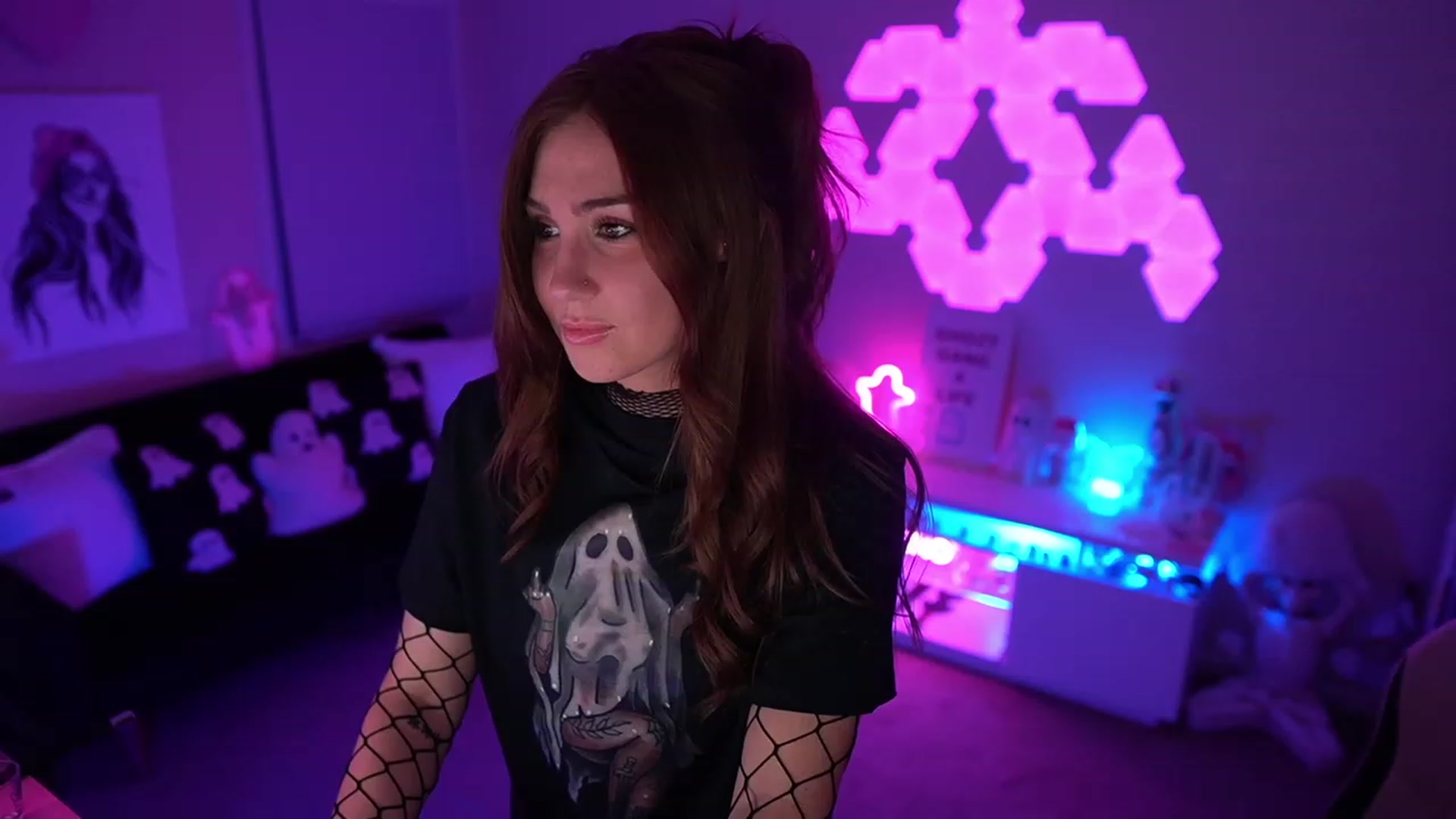 Gallery image thumbnail from ghoztgirl's myfreecams stream on, 09/23/2023, 09:03 image 2 of 20