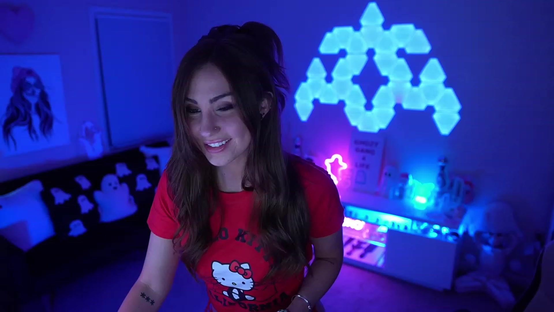 Gallery image thumbnail from ghoztgirl's myfreecams stream on, 09/24/2023, 08:07 image 9 of 20