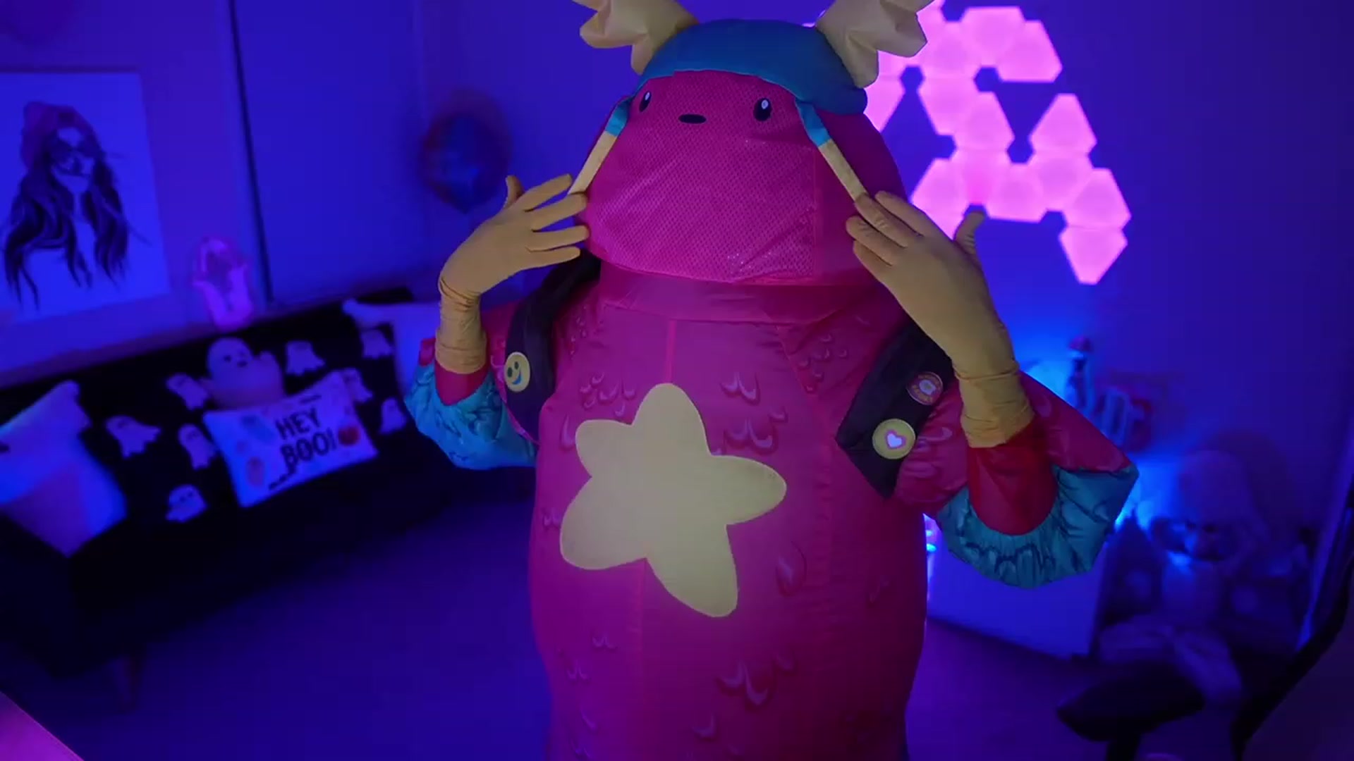 Gallery image thumbnail from ghoztgirl's myfreecams stream on, 10/14/2023, 07:36 image 20 of 20