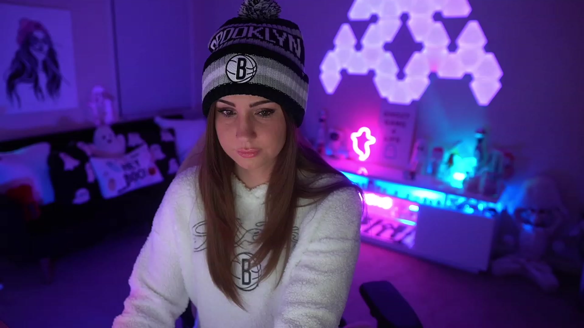 Gallery image thumbnail from ghoztgirl's myfreecams stream on, 11/10/2023, 08:45 image 7 of 20