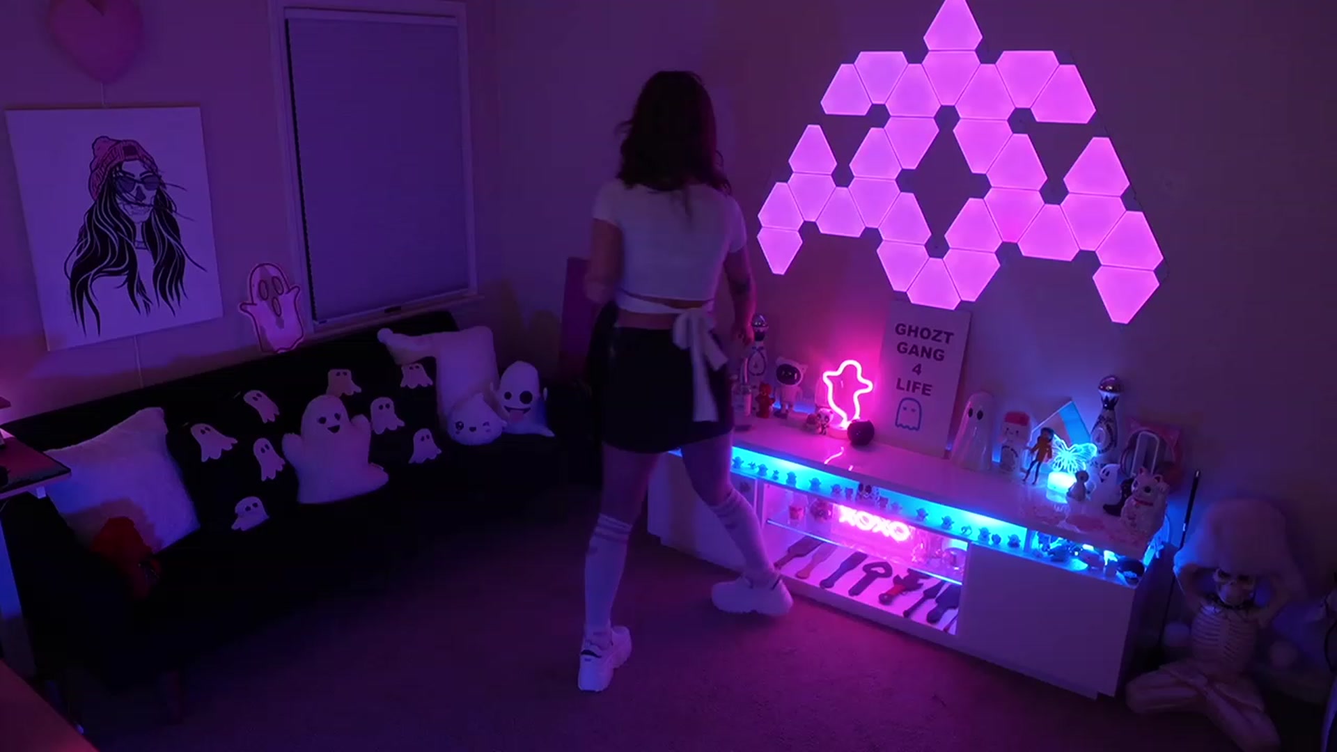 Gallery image thumbnail from ghoztgirl's myfreecams stream on, 02/03/2024, 08:34 image 5 of 20