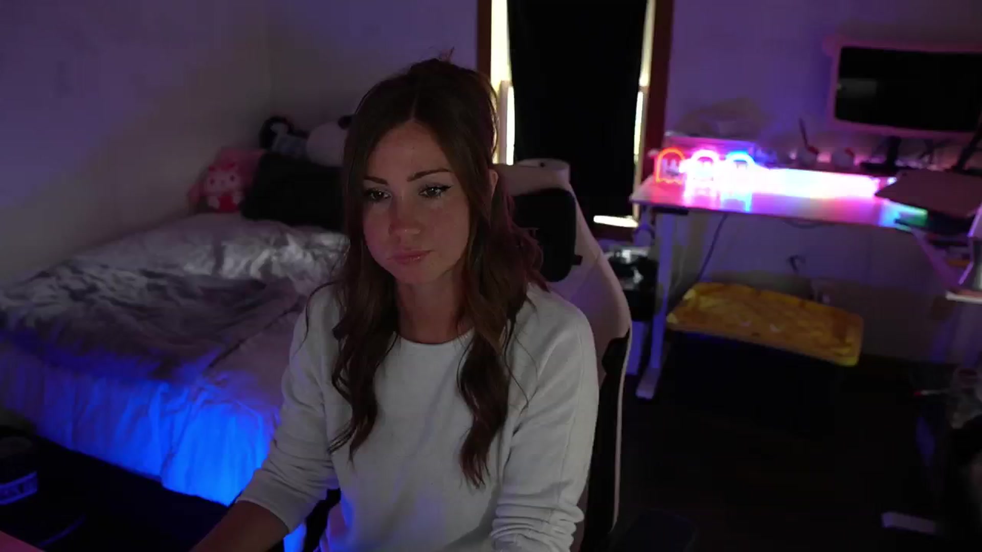 Gallery image thumbnail from ghoztgirl's myfreecams stream on, 03/25/2025, 17:48 image 10 of 20