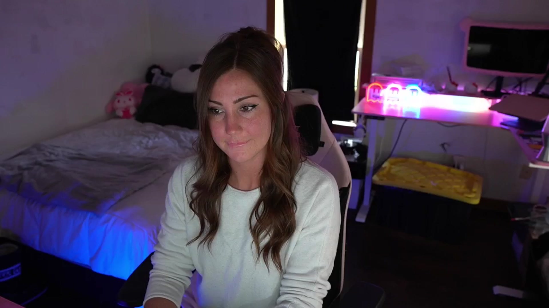 Gallery image thumbnail from ghoztgirl's myfreecams stream on, 03/25/2025, 17:48 image 8 of 20