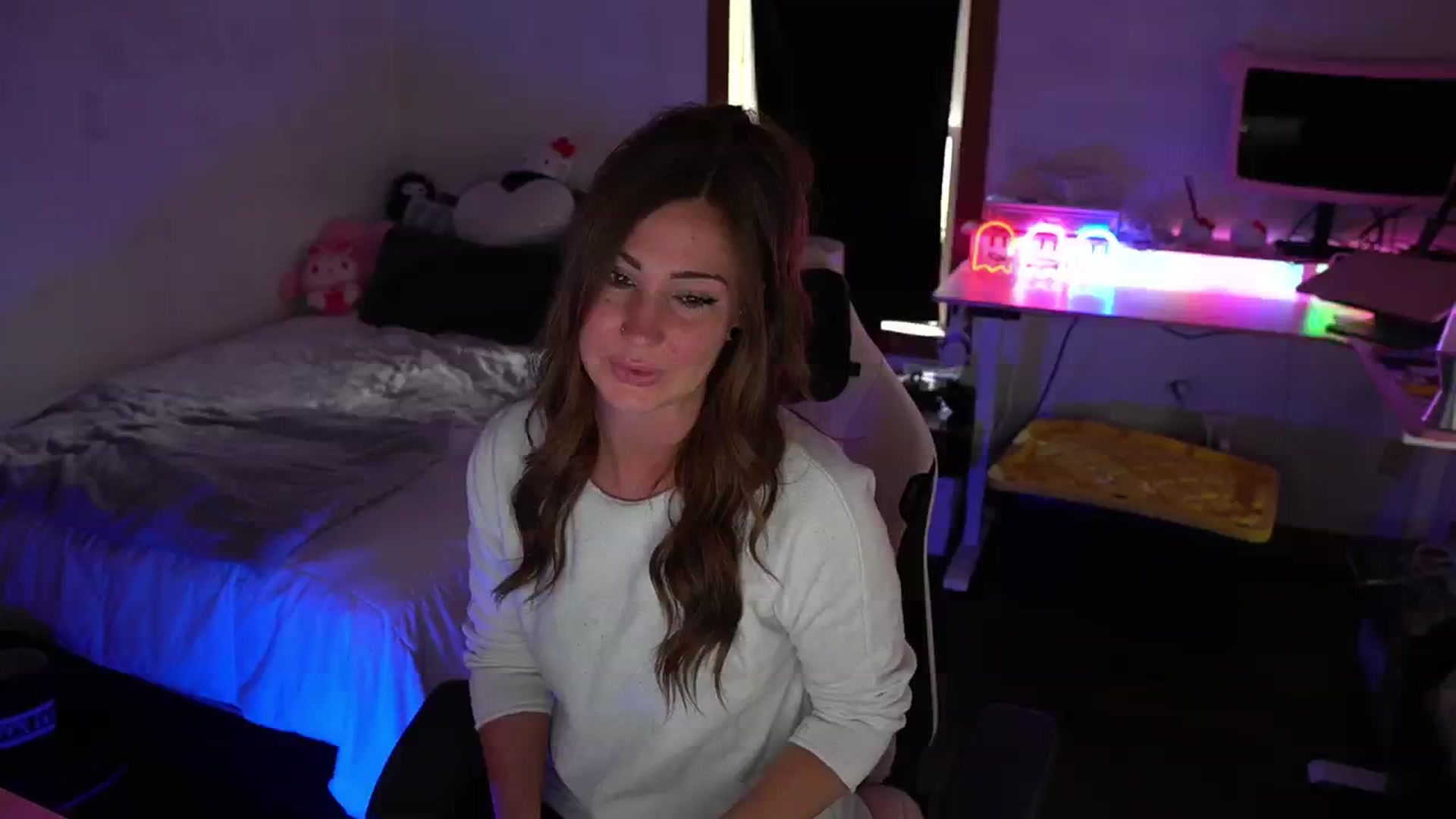 Gallery image thumbnail from ghoztgirl's myfreecams stream on, 03/25/2025, 17:48 image 5 of 20