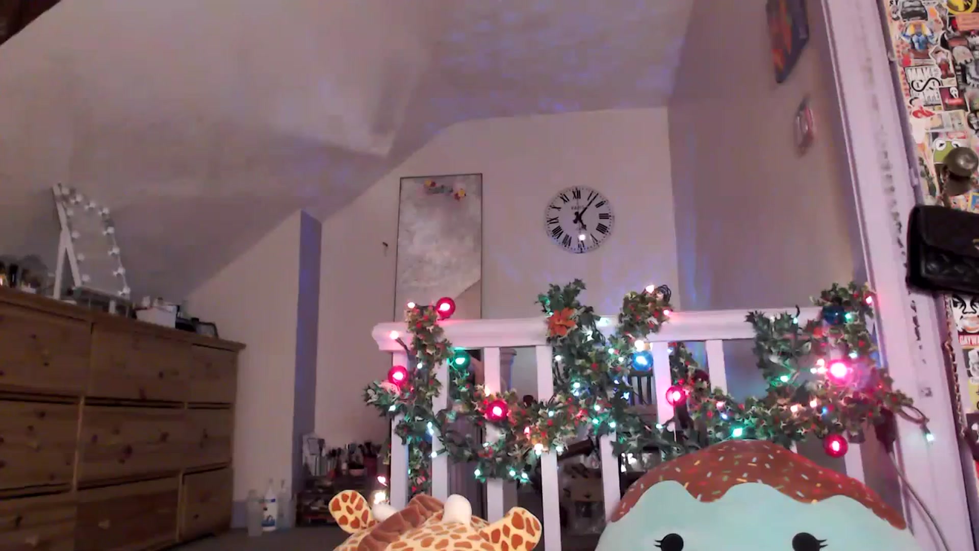 Gallery image thumbnail from giggles_'s myfreecams stream on, 12/15/2023, 10:07 image 20 of 20