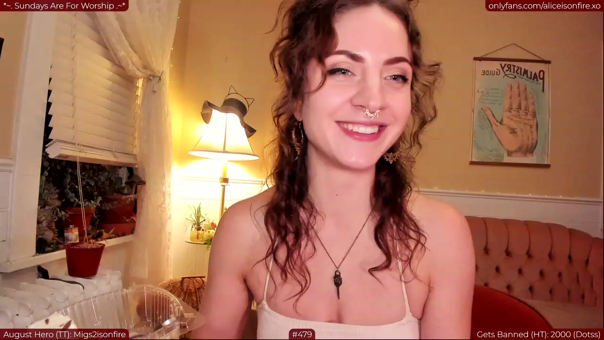 Gallery image thumbnail from girl_dinner's myfreecams stream on, 08/14/2023, 07:25 image 16 of 20