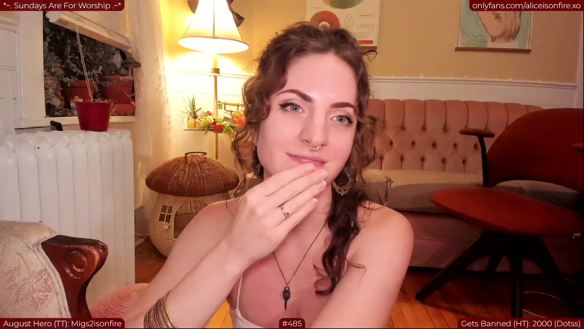 Gallery image thumbnail from girl_dinner's myfreecams stream on, 08/14/2023, 07:25 image 10 of 20