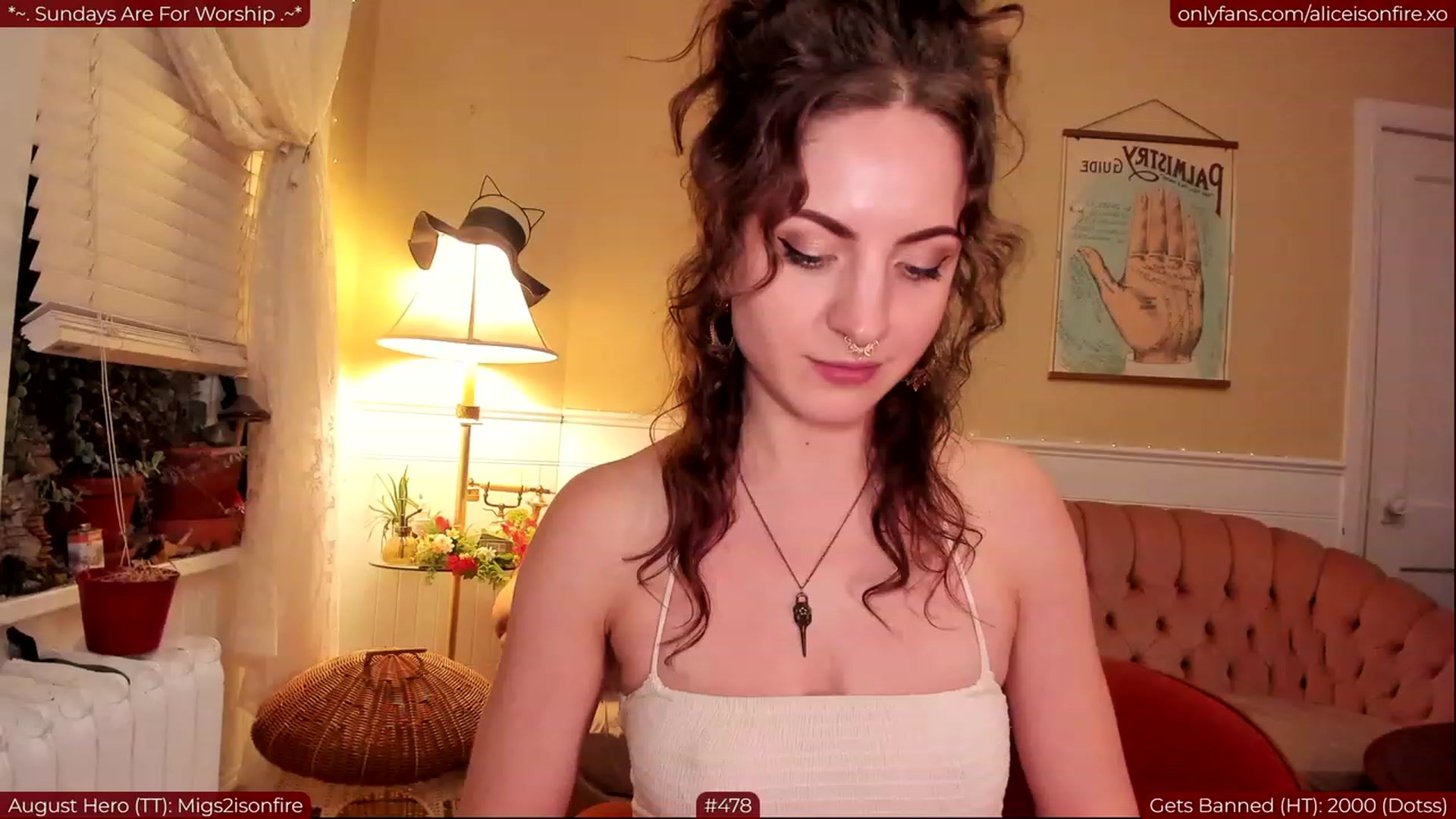 Gallery image thumbnail from girl_dinner's myfreecams stream on, 08/14/2023, 07:25 image 17 of 20