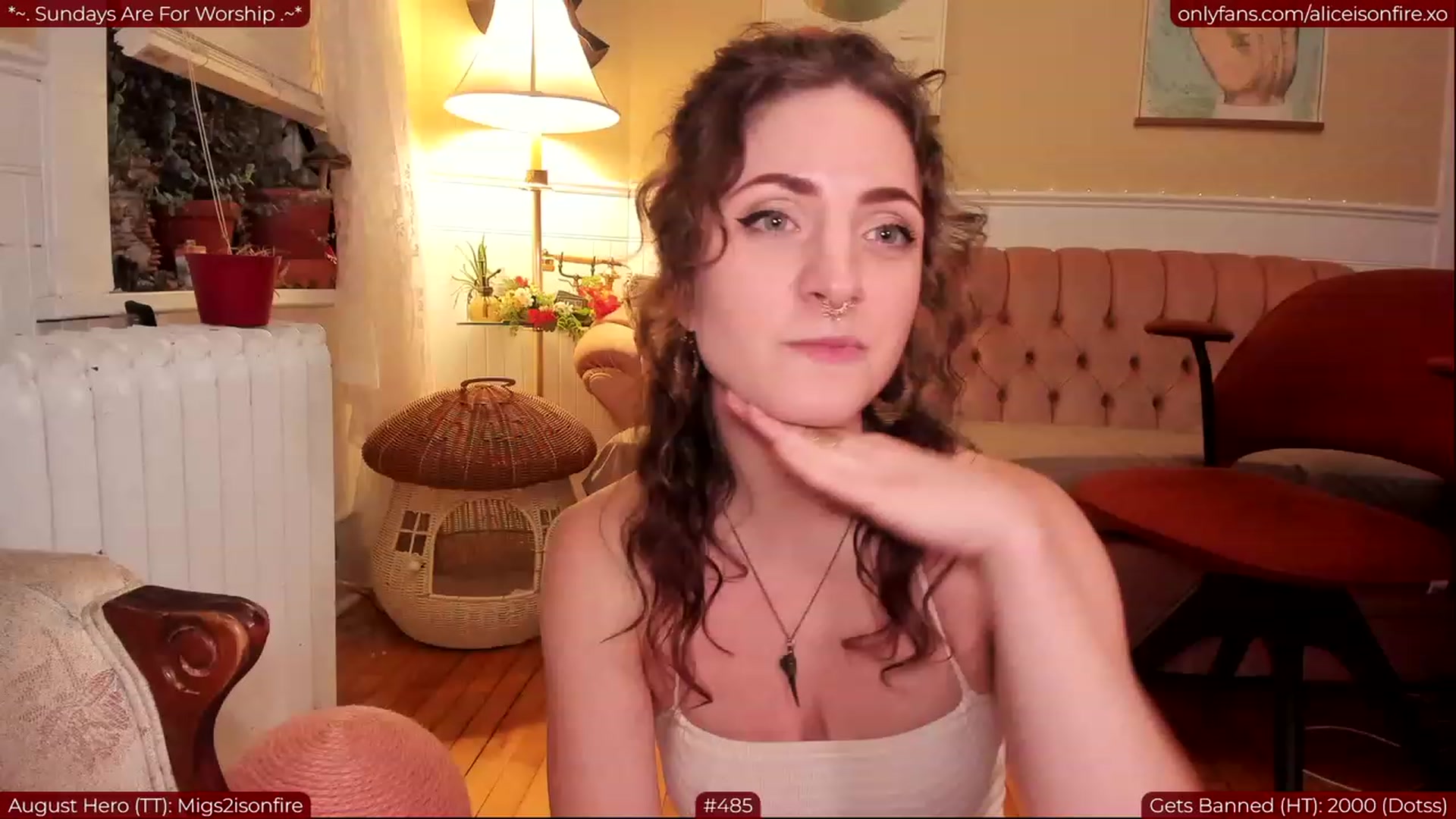 Gallery image thumbnail from girl_dinner's myfreecams stream on, 08/14/2023, 07:25 image 4 of 20