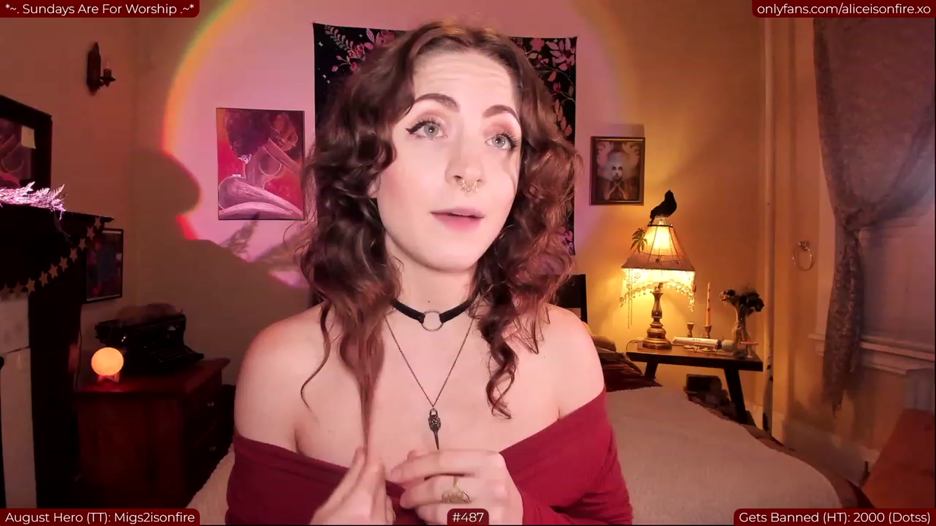 Gallery image thumbnail from girl_dinner's myfreecams stream on, 08/16/2023, 03:52 image 10 of 20