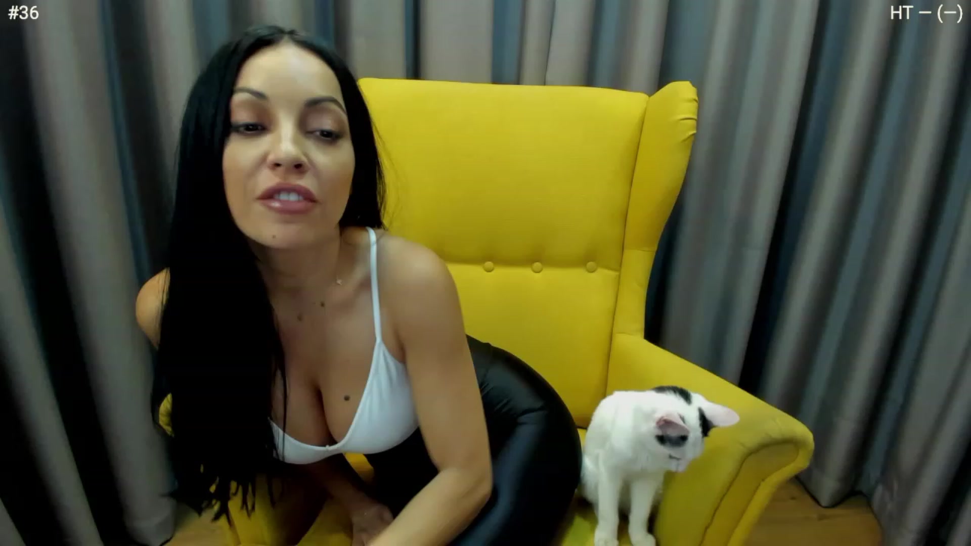 Gallery image thumbnail from girlboss's myfreecams stream on, 12/07/2022, 09:51 image 9 of 20