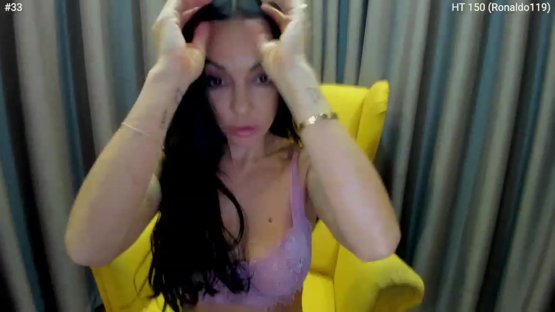 Gallery image thumbnail from girlboss's myfreecams stream on, 12/15/2022, 07:05 image 18 of 20