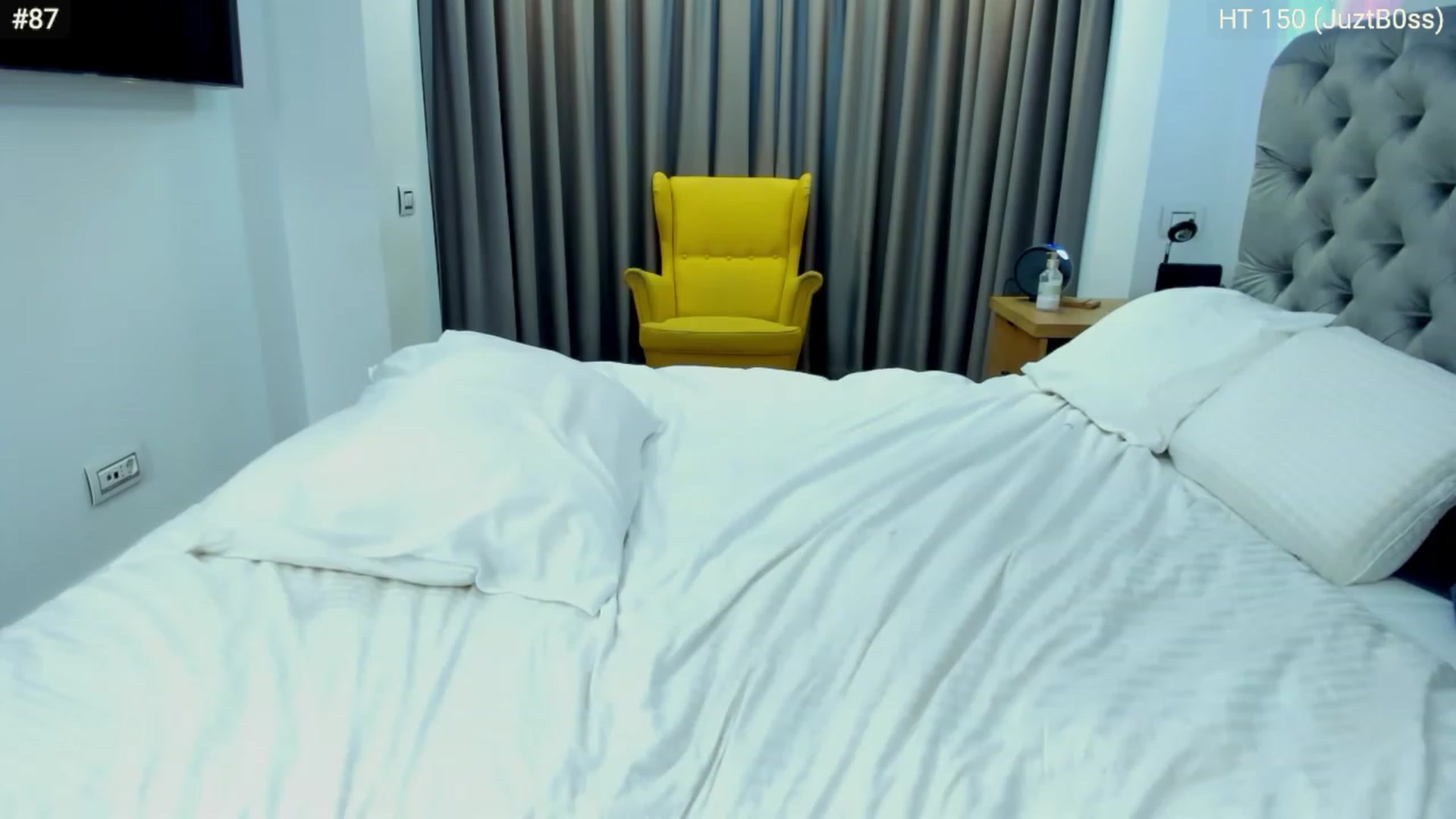 Gallery image thumbnail from girlboss's myfreecams stream on, 01/18/2023, 18:28 image 14 of 20