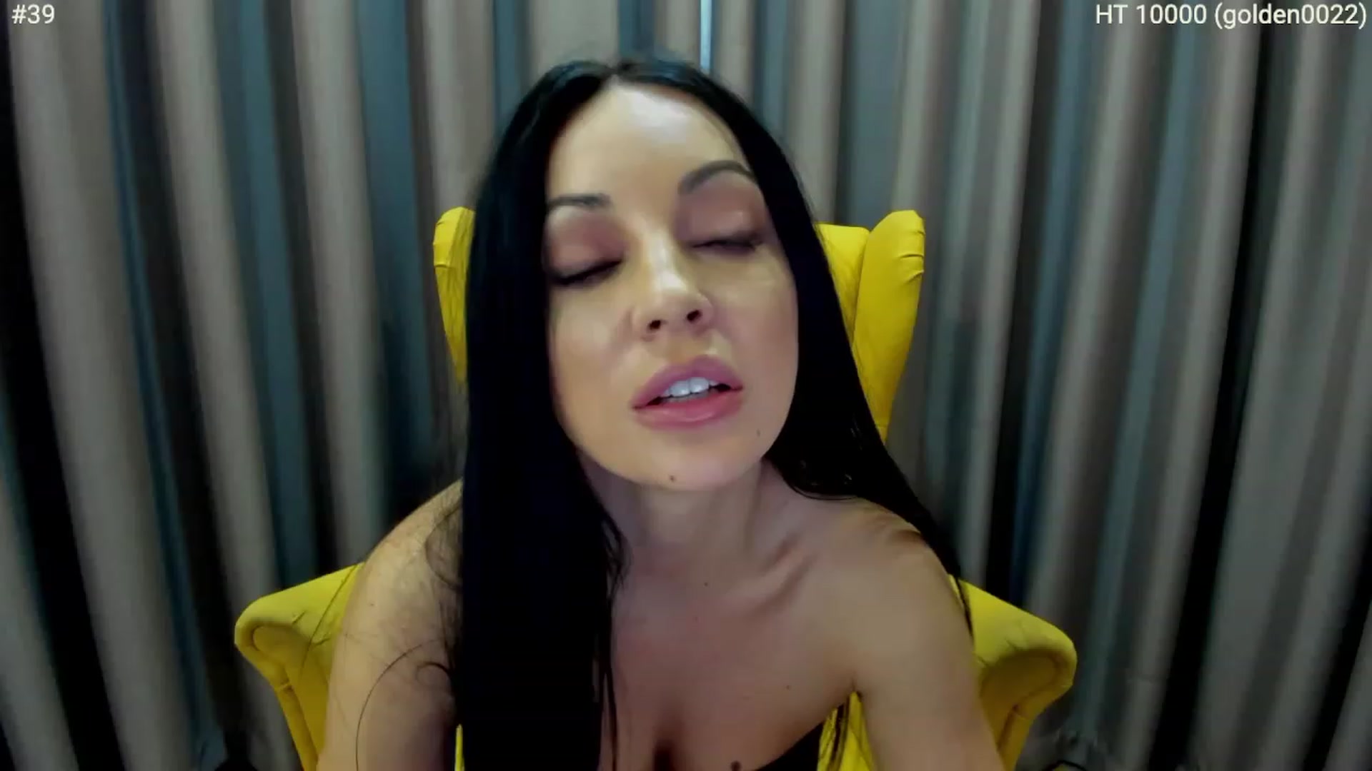 Gallery image thumbnail from girlboss's myfreecams stream on, 03/01/2023, 07:58 image 9 of 20