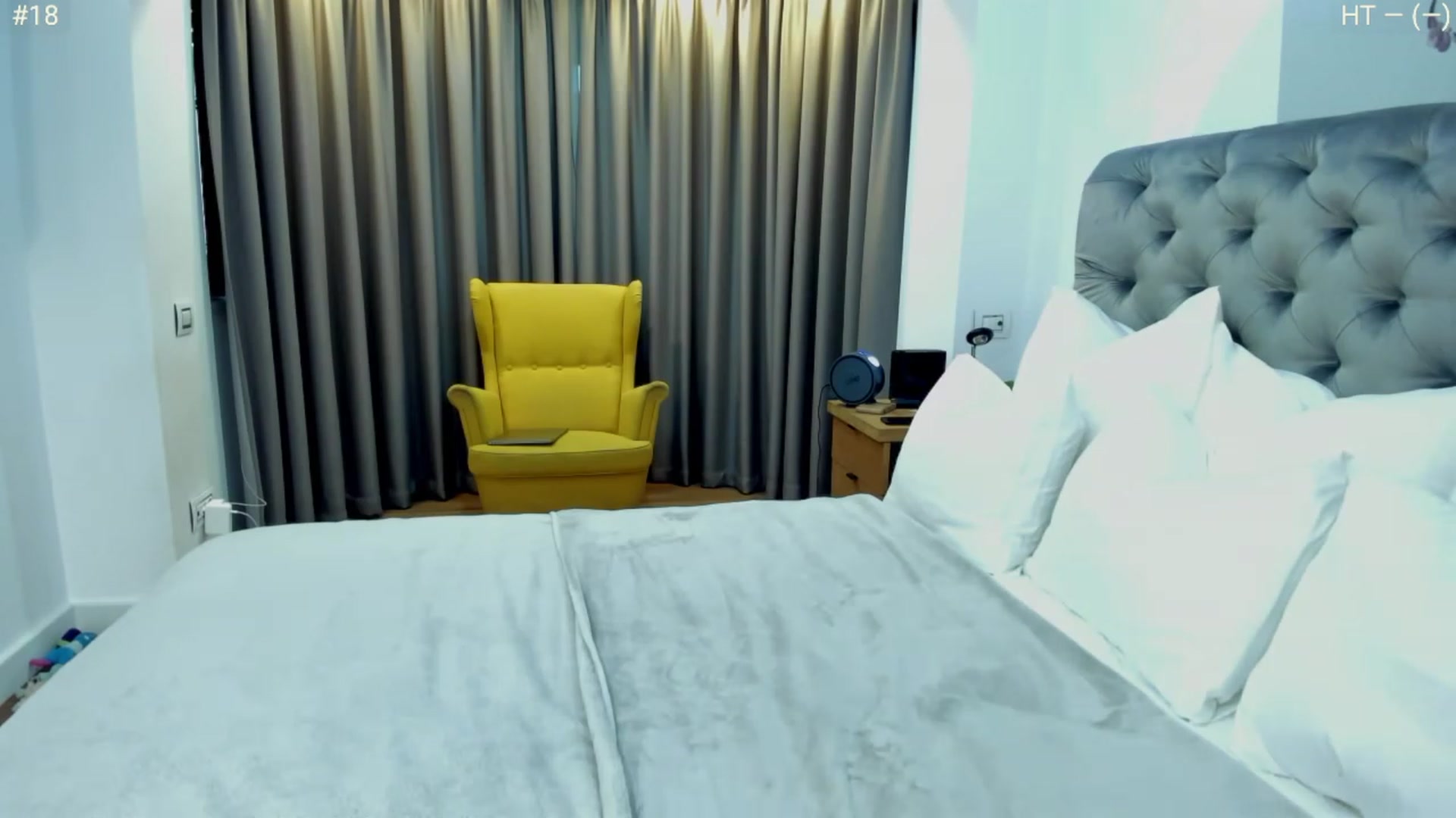 Gallery image thumbnail from girlboss's myfreecams stream on, 03/13/2023, 17:07 image 5 of 20