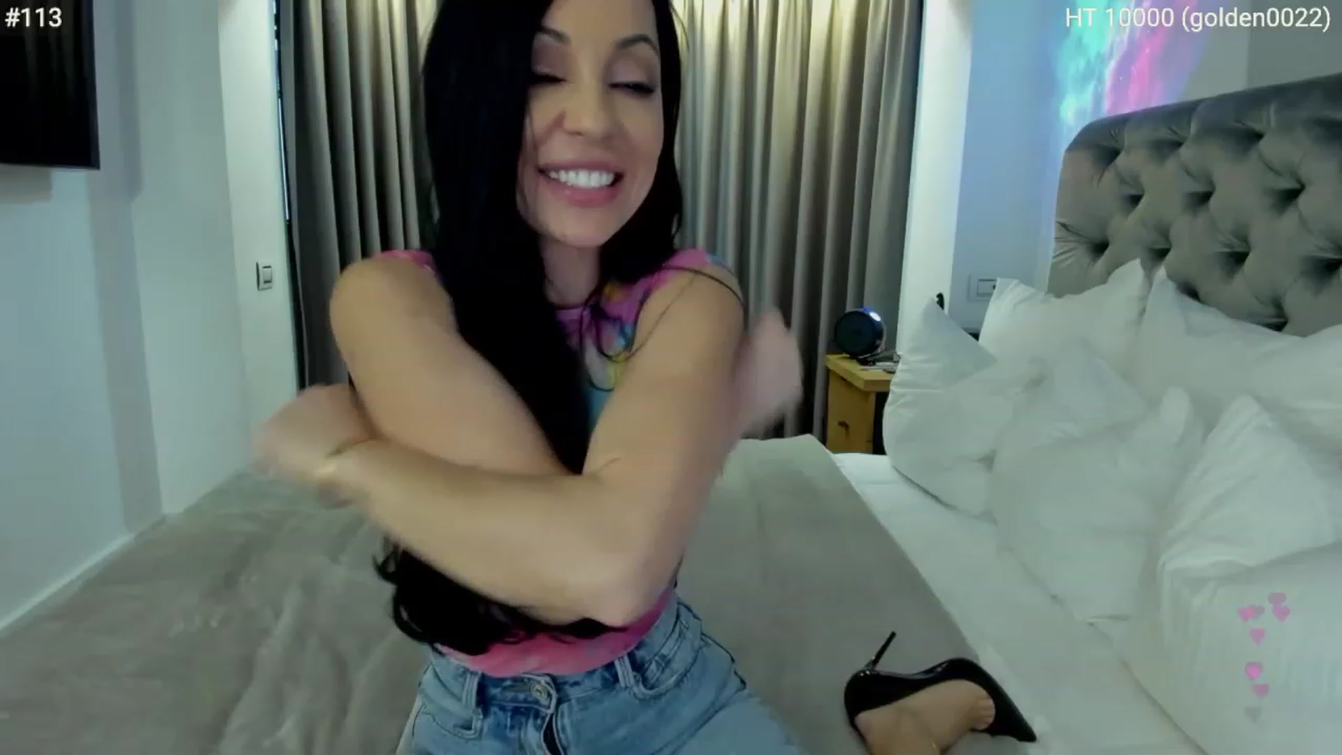 Gallery image thumbnail from girlboss's myfreecams stream on, 04/07/2023, 17:24 image 13 of 20