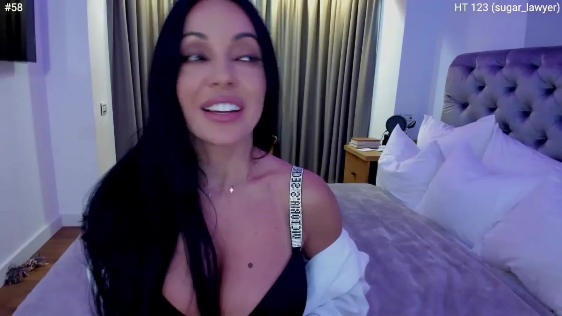 Gallery image thumbnail from girlboss's myfreecams stream on, 04/25/2023, 16:23 image 4 of 20