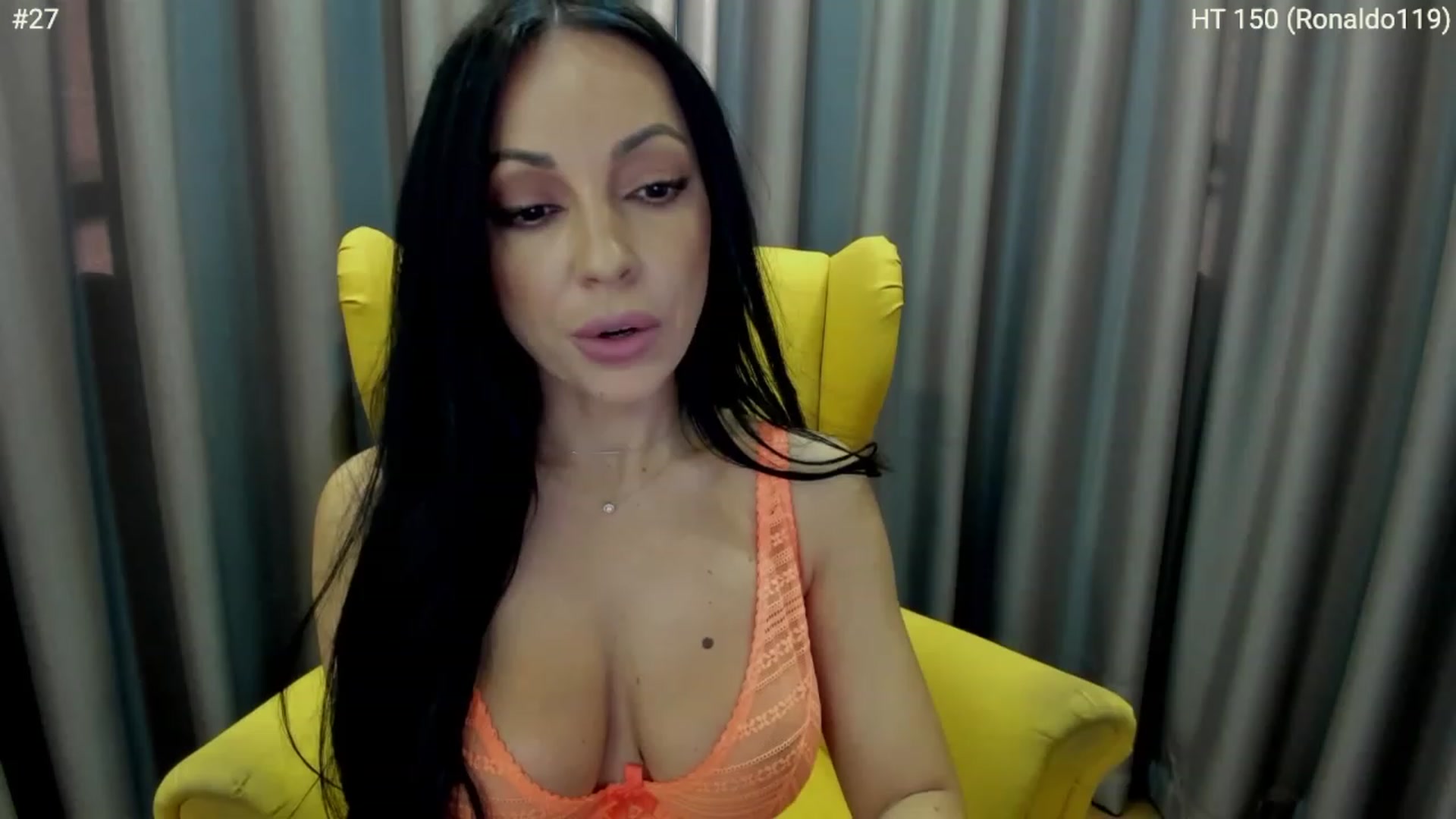 Gallery image thumbnail from girlboss's myfreecams stream on, 05/19/2023, 06:39 image 6 of 20