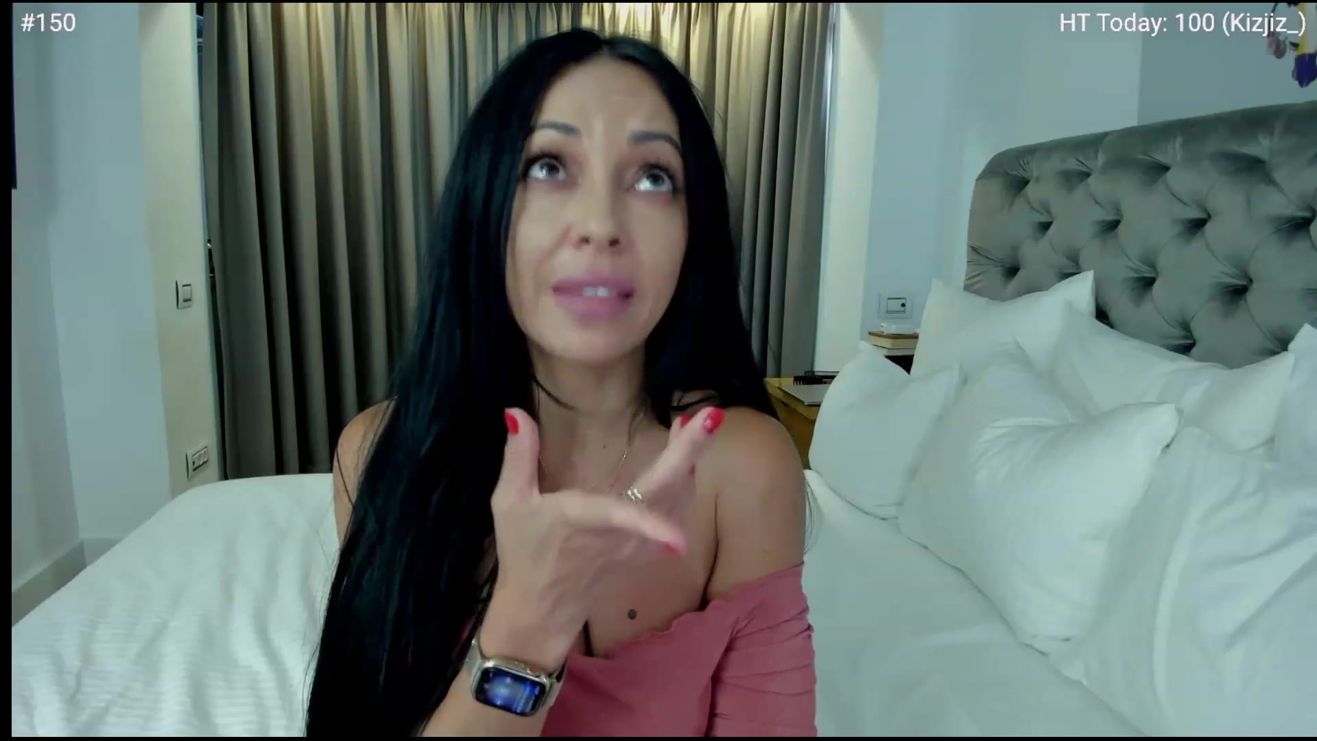 Gallery image thumbnail from girlboss's myfreecams stream on, 06/13/2023, 17:43 image 7 of 20