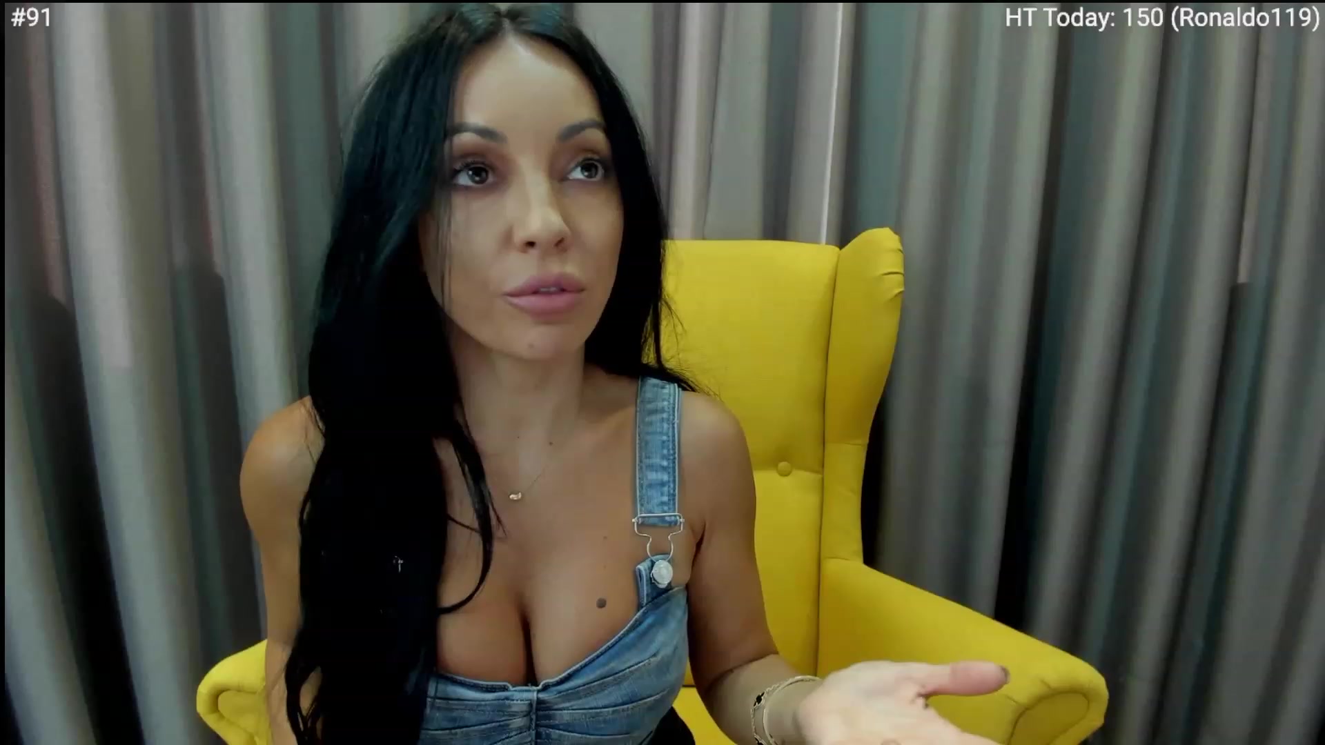Gallery image thumbnail from girlboss's myfreecams stream on, 06/29/2023, 07:52 image 9 of 20