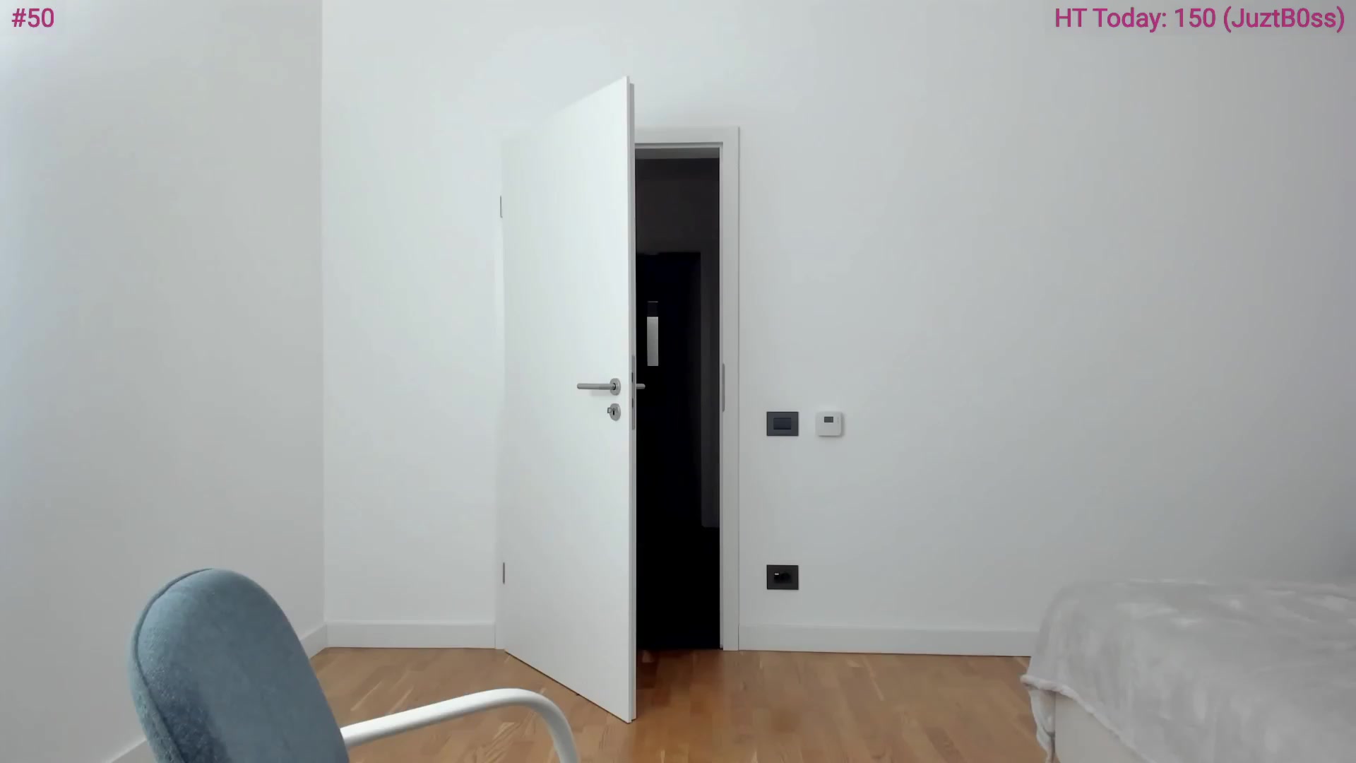 Gallery image thumbnail from girlboss's myfreecams stream on, 09/25/2023, 17:46 image 10 of 20