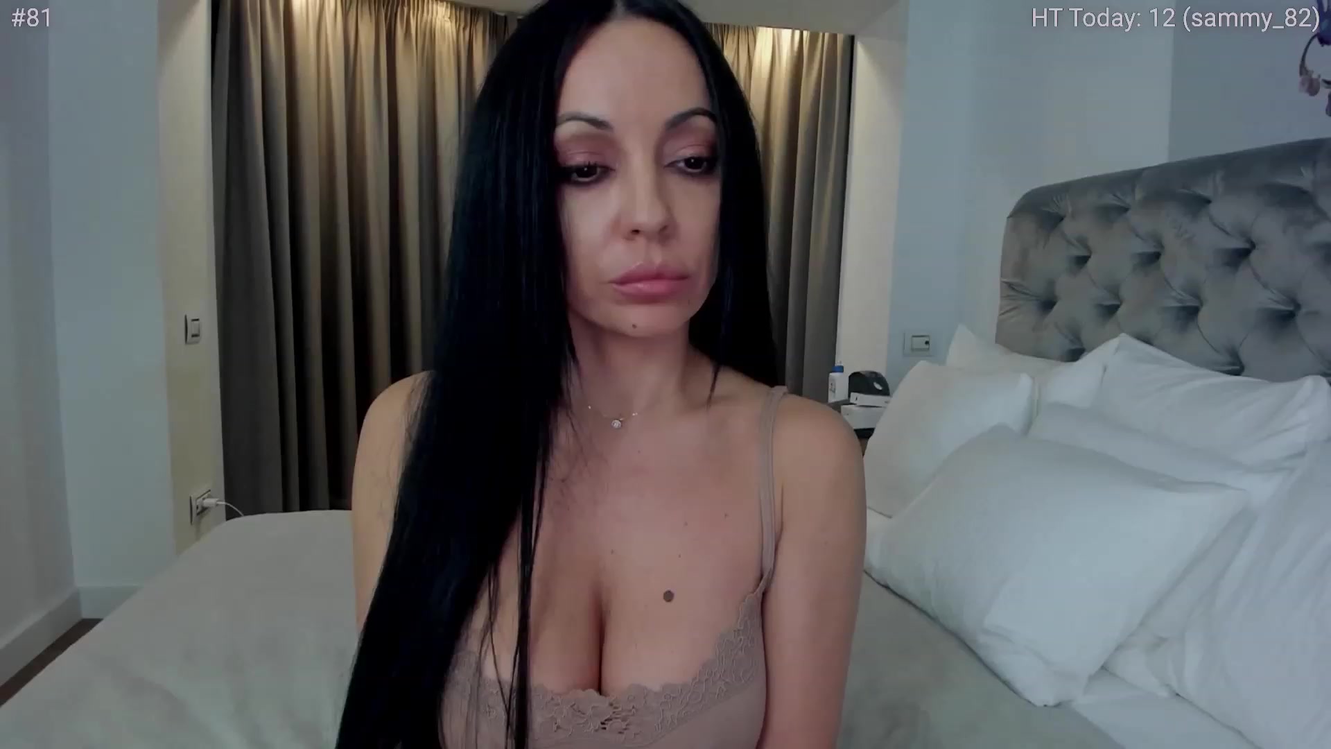 Gallery image thumbnail from girlboss's myfreecams stream on, 01/30/2024, 20:45 image 16 of 20