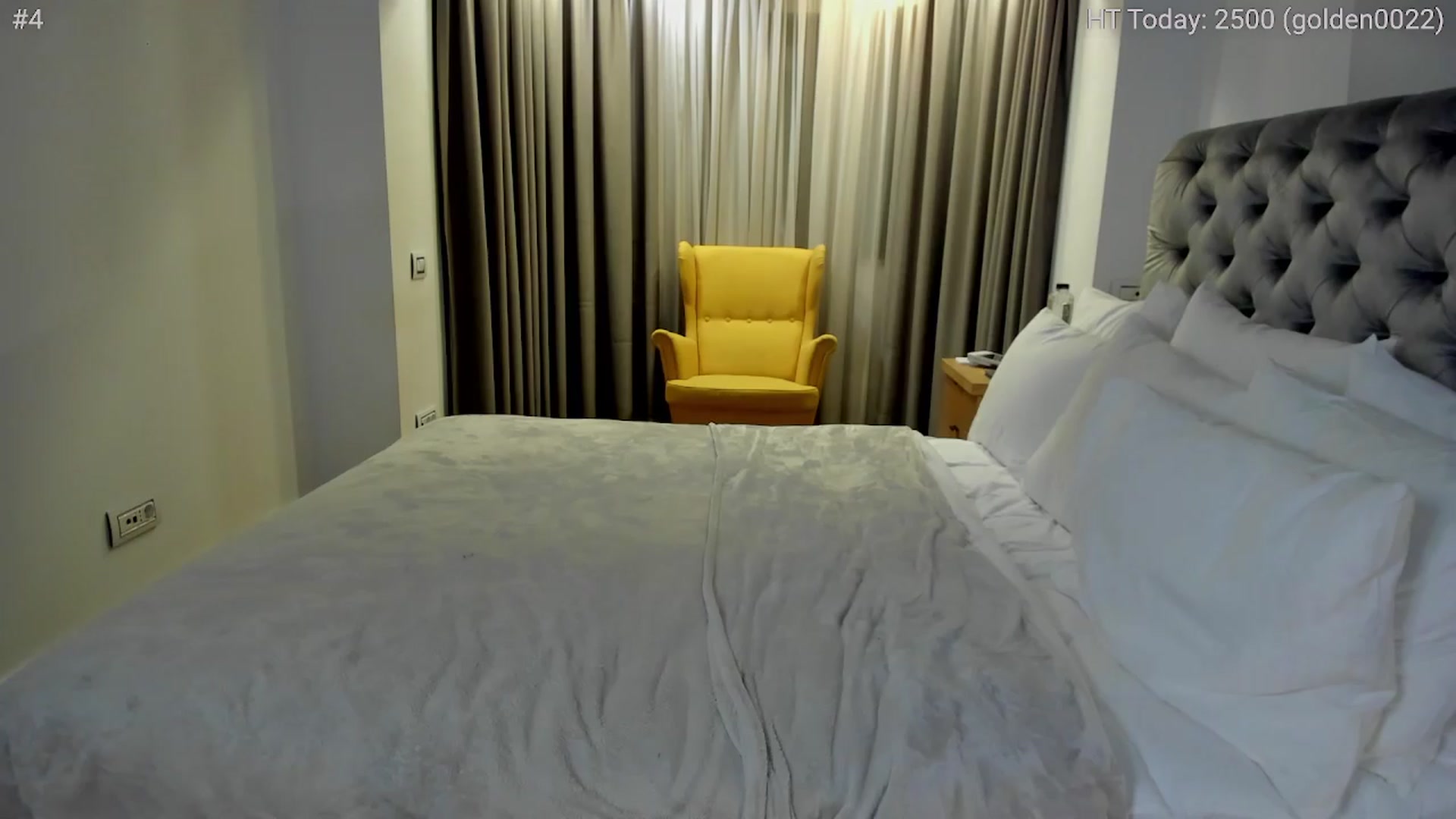 Gallery image thumbnail from girlboss's myfreecams stream on, 04/09/2024, 19:03 image 3 of 20