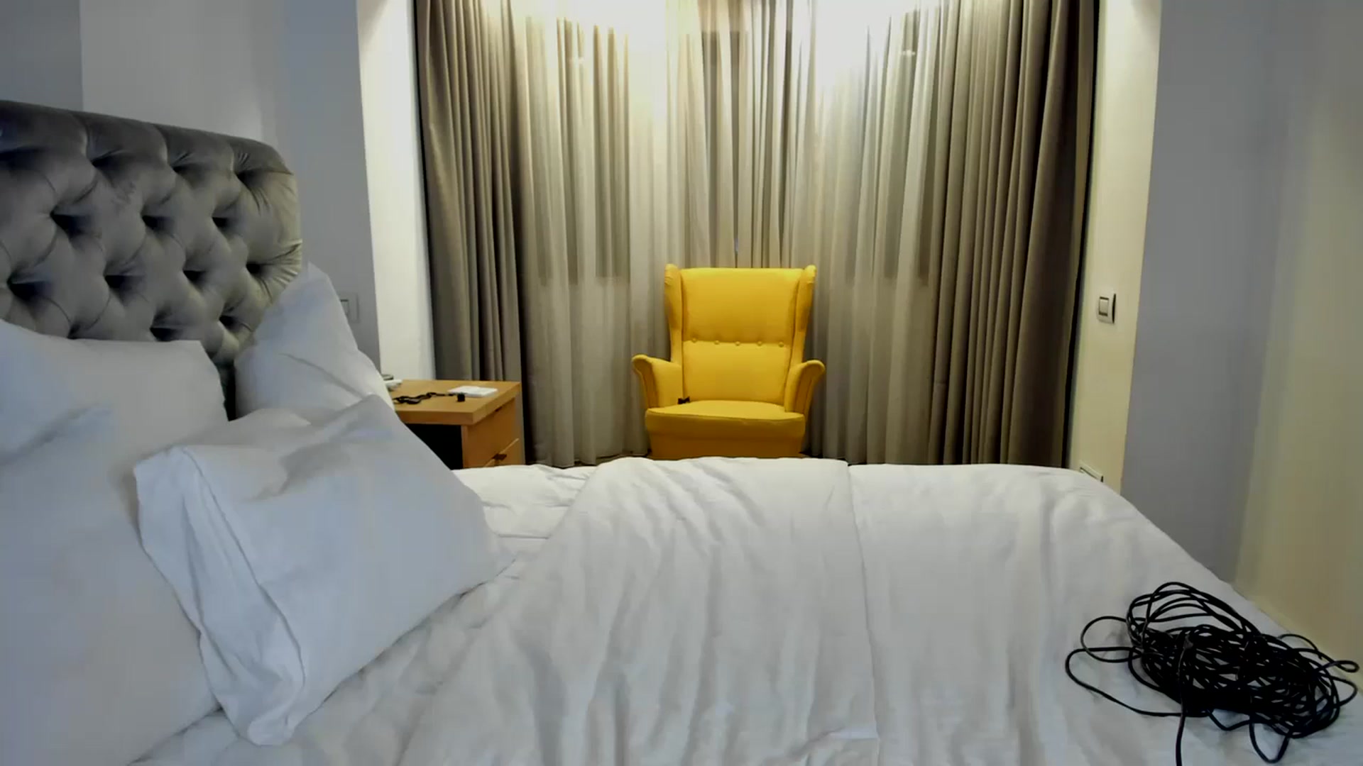 Gallery image thumbnail from girlboss's myfreecams stream on, 04/17/2024, 18:21 image 17 of 20