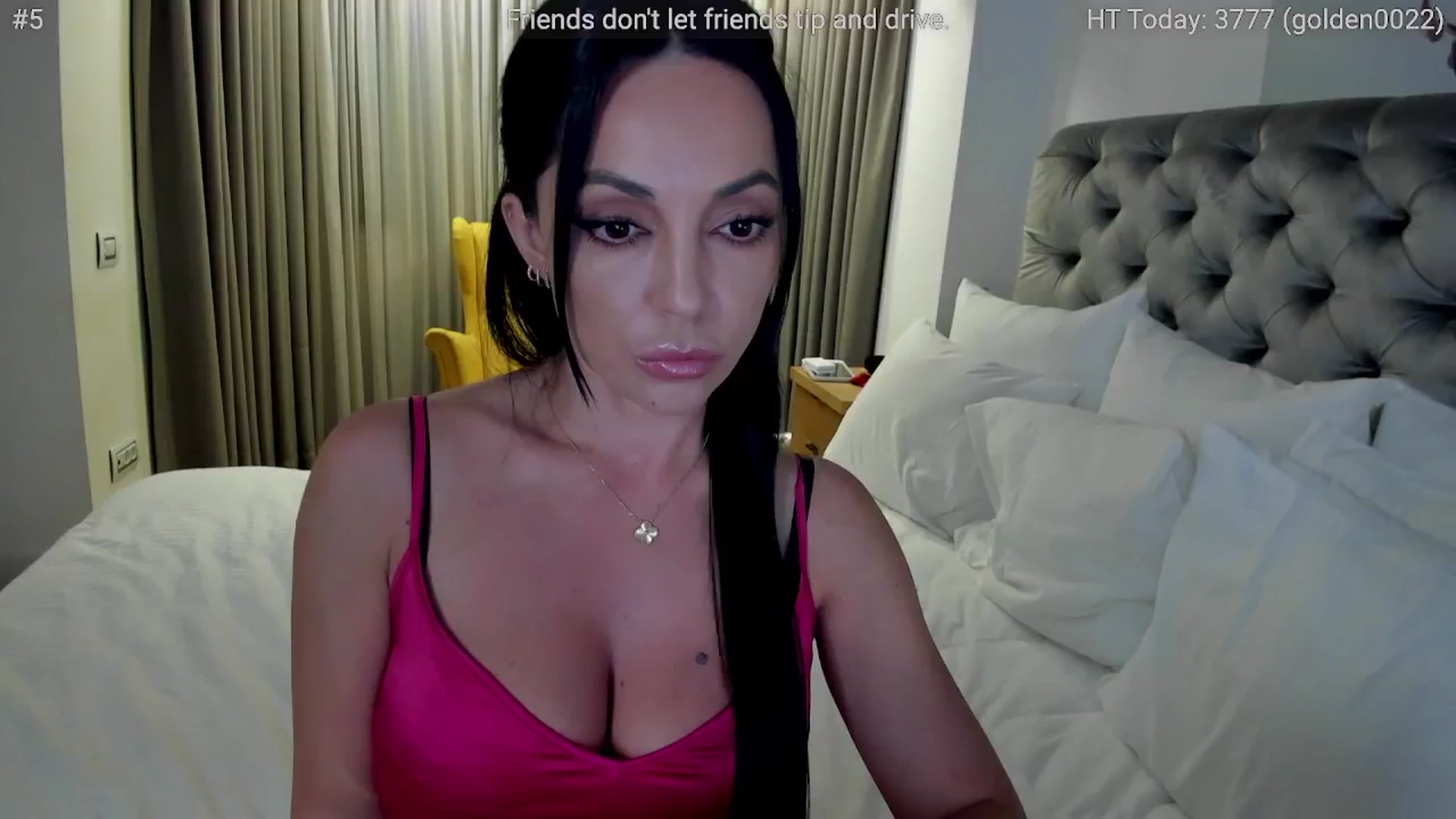 Gallery image thumbnail from girlboss's myfreecams stream on, 04/28/2024, 18:59 image 19 of 20