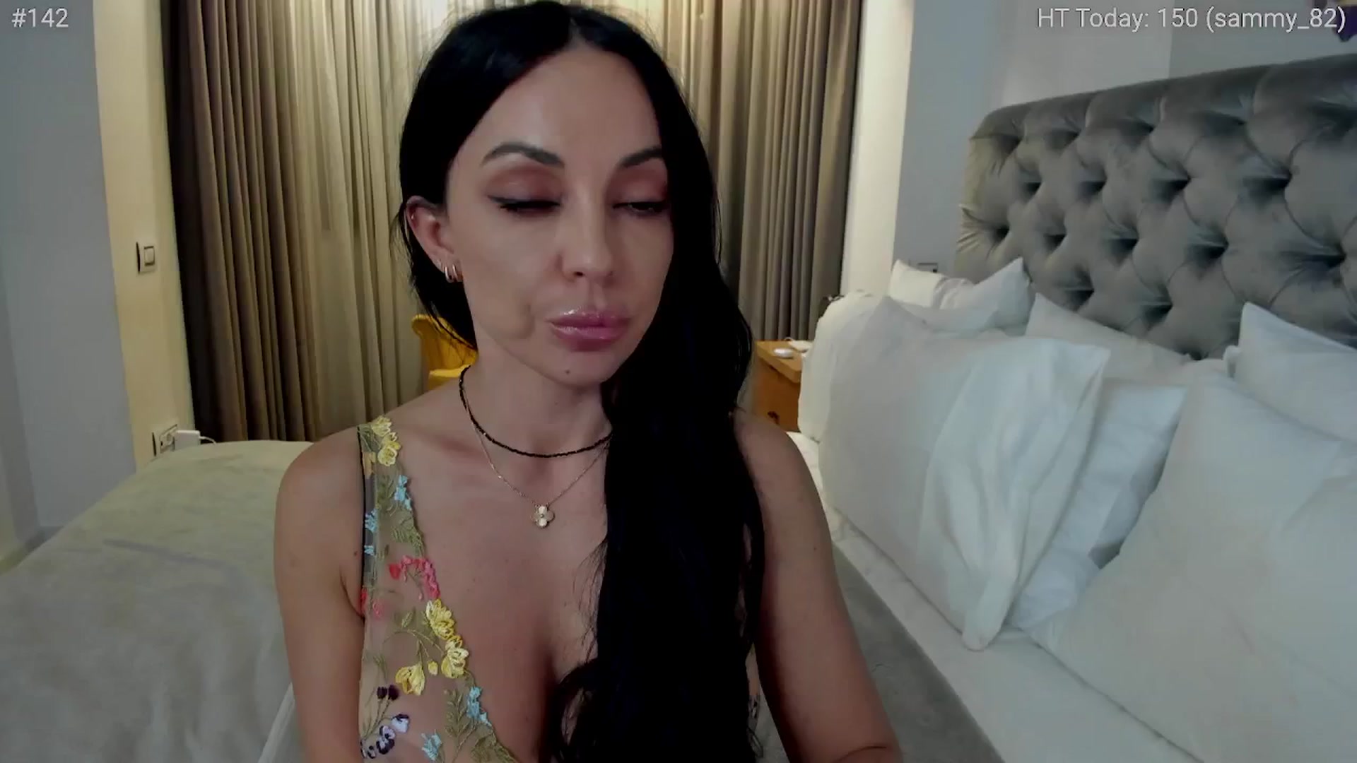 Gallery image thumbnail from girlboss's myfreecams stream on, 05/10/2024, 19:19 image 19 of 20