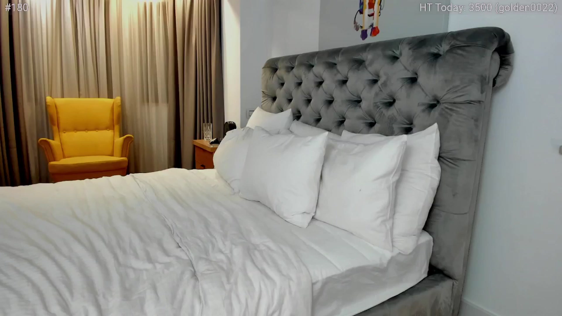 Gallery image thumbnail from girlboss's myfreecams stream on, 05/24/2024, 19:35 image 13 of 20