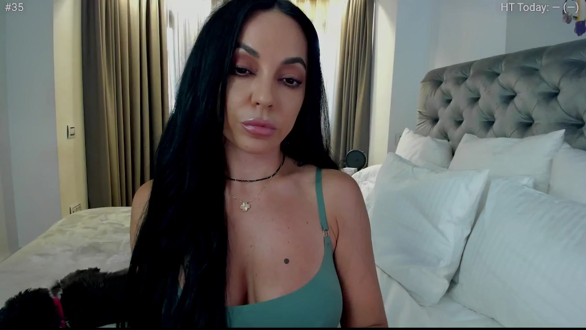 Gallery image thumbnail from girlboss's myfreecams stream on, 06/11/2024, 18:16 image 5 of 20