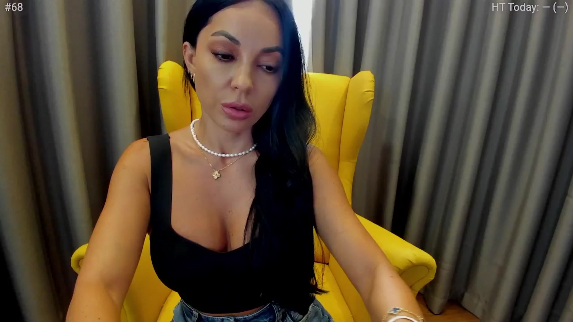 Gallery image thumbnail from girlboss's myfreecams stream on, 07/25/2024, 05:49 image 20 of 20
