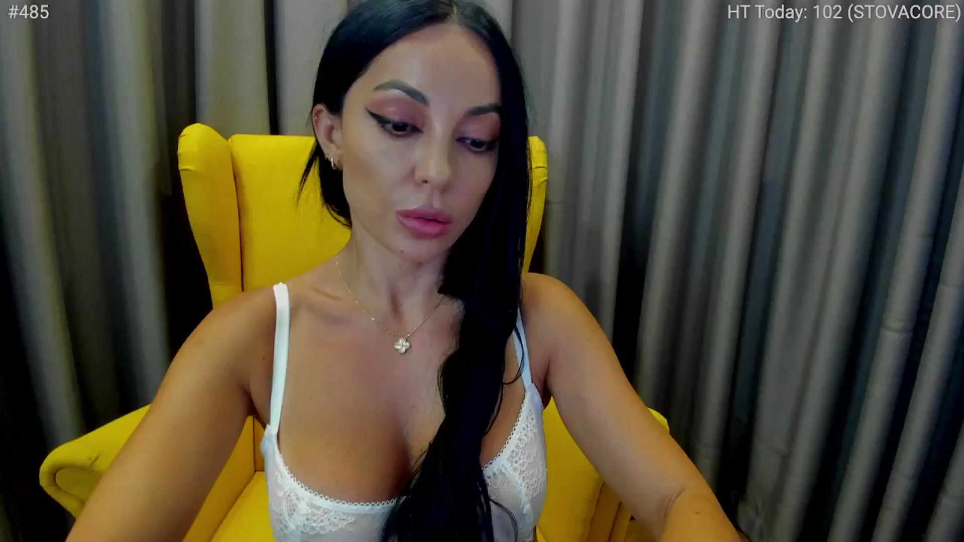 Gallery image thumbnail from girlboss's myfreecams stream on, 08/05/2024, 06:59 image 12 of 20
