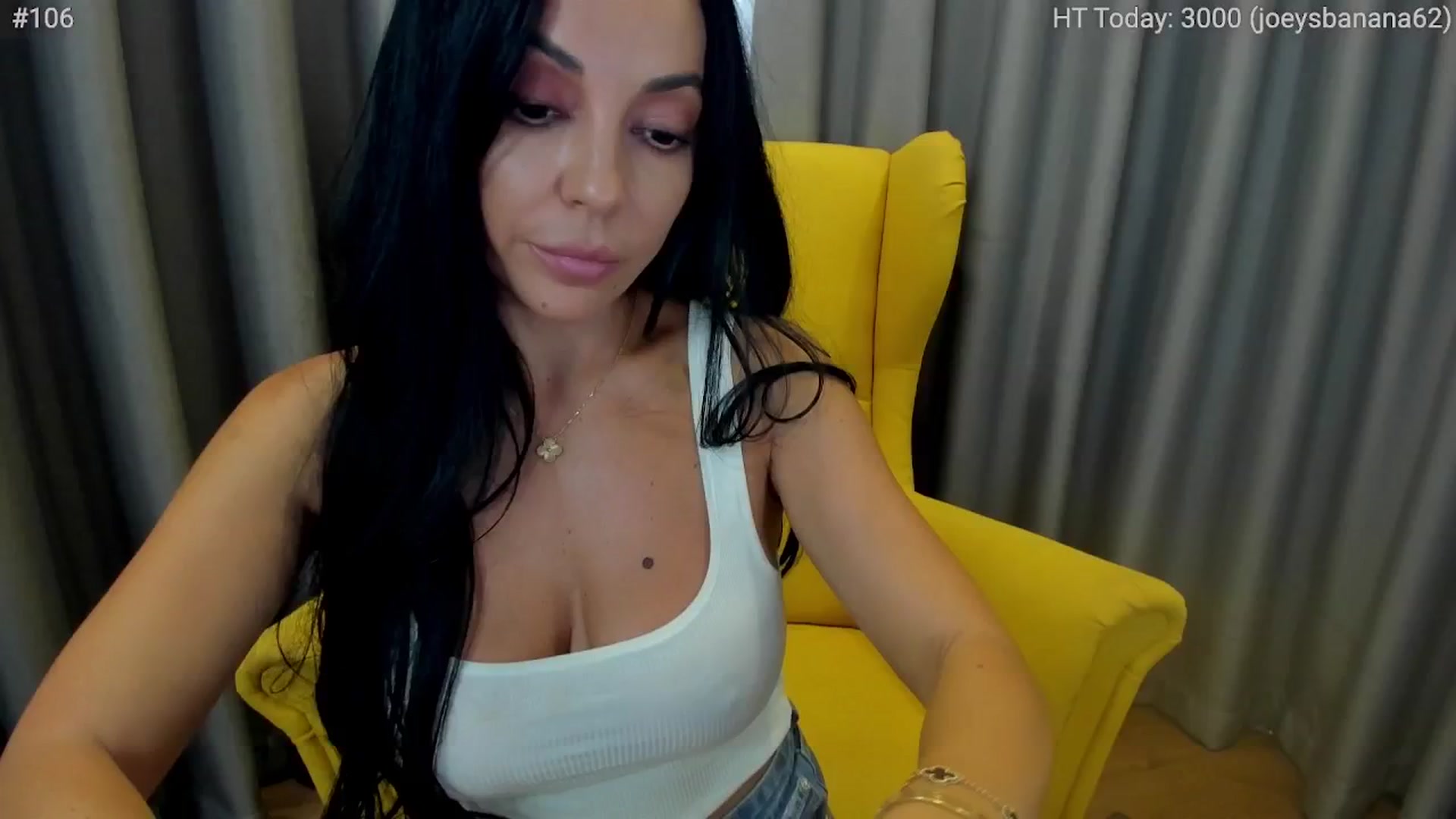 Gallery image thumbnail from girlboss's myfreecams stream on, 08/29/2024, 07:50 image 1 of 20