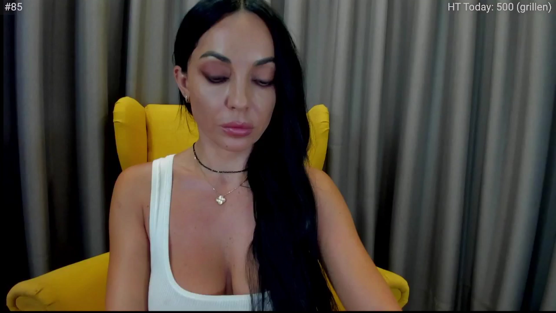 Gallery image thumbnail from girlboss's myfreecams stream on, 09/30/2024, 07:32 image 14 of 20