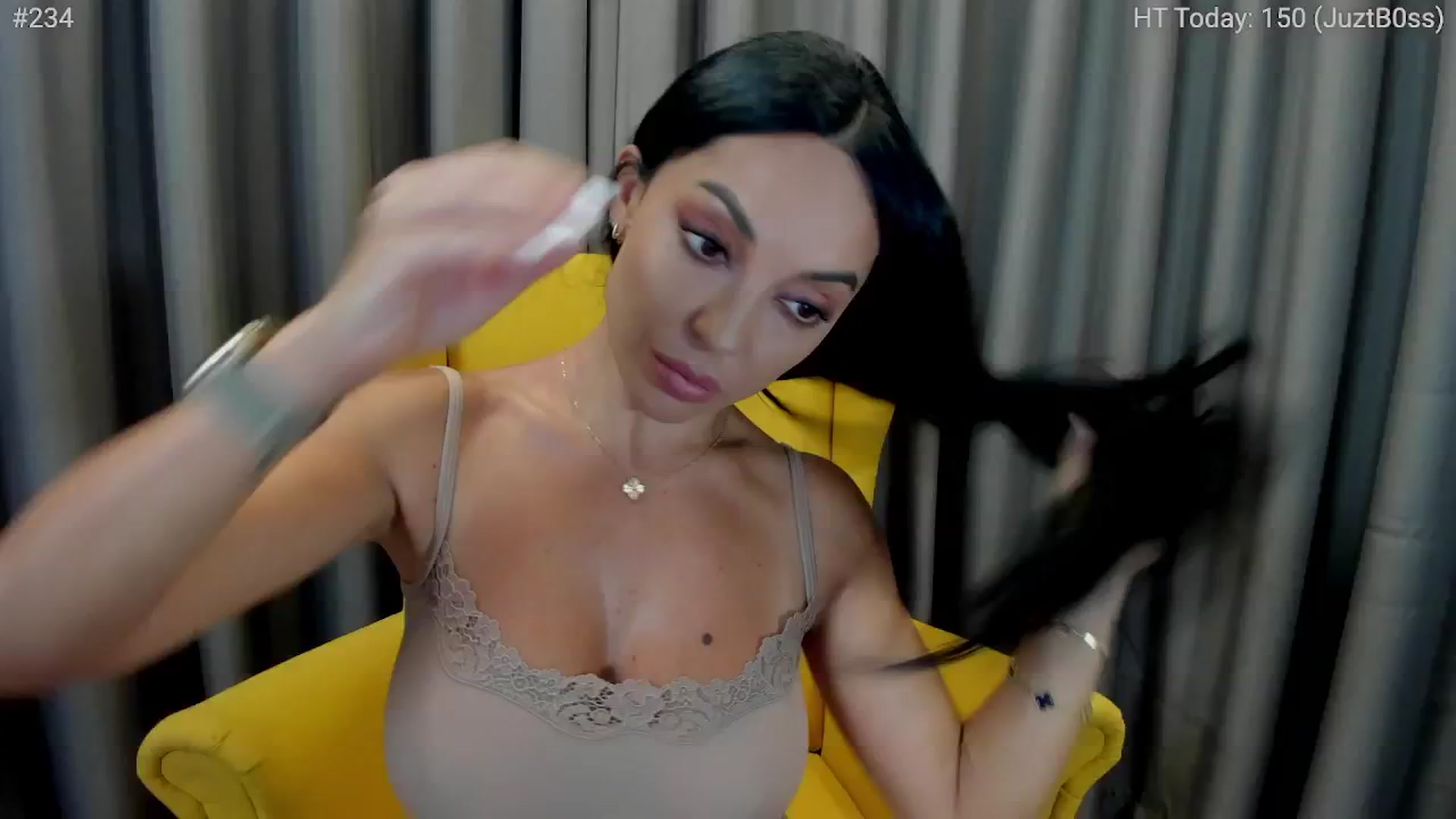 Gallery image thumbnail from girlboss's myfreecams stream on, 10/17/2024, 05:22 image 9 of 20