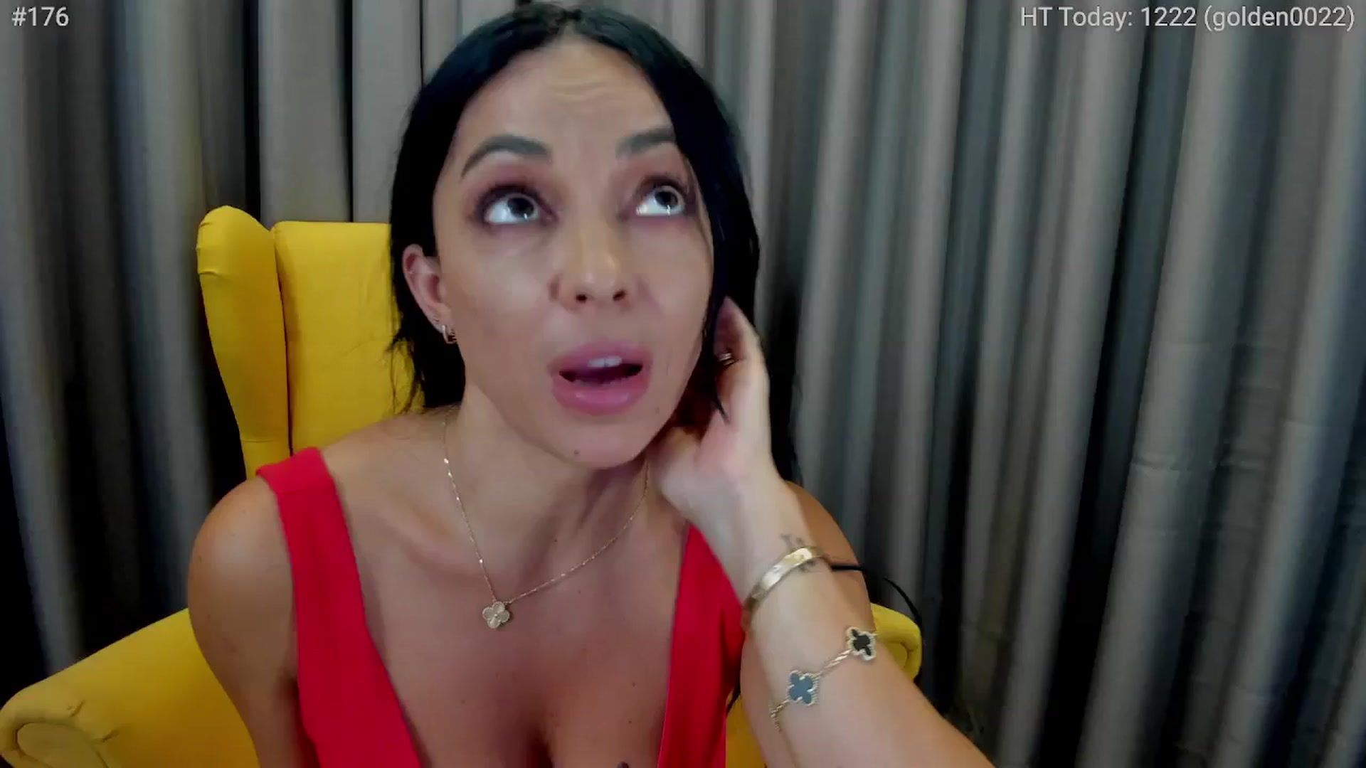 Gallery image thumbnail from girlboss's myfreecams stream on, 10/18/2024, 07:21 image 19 of 20