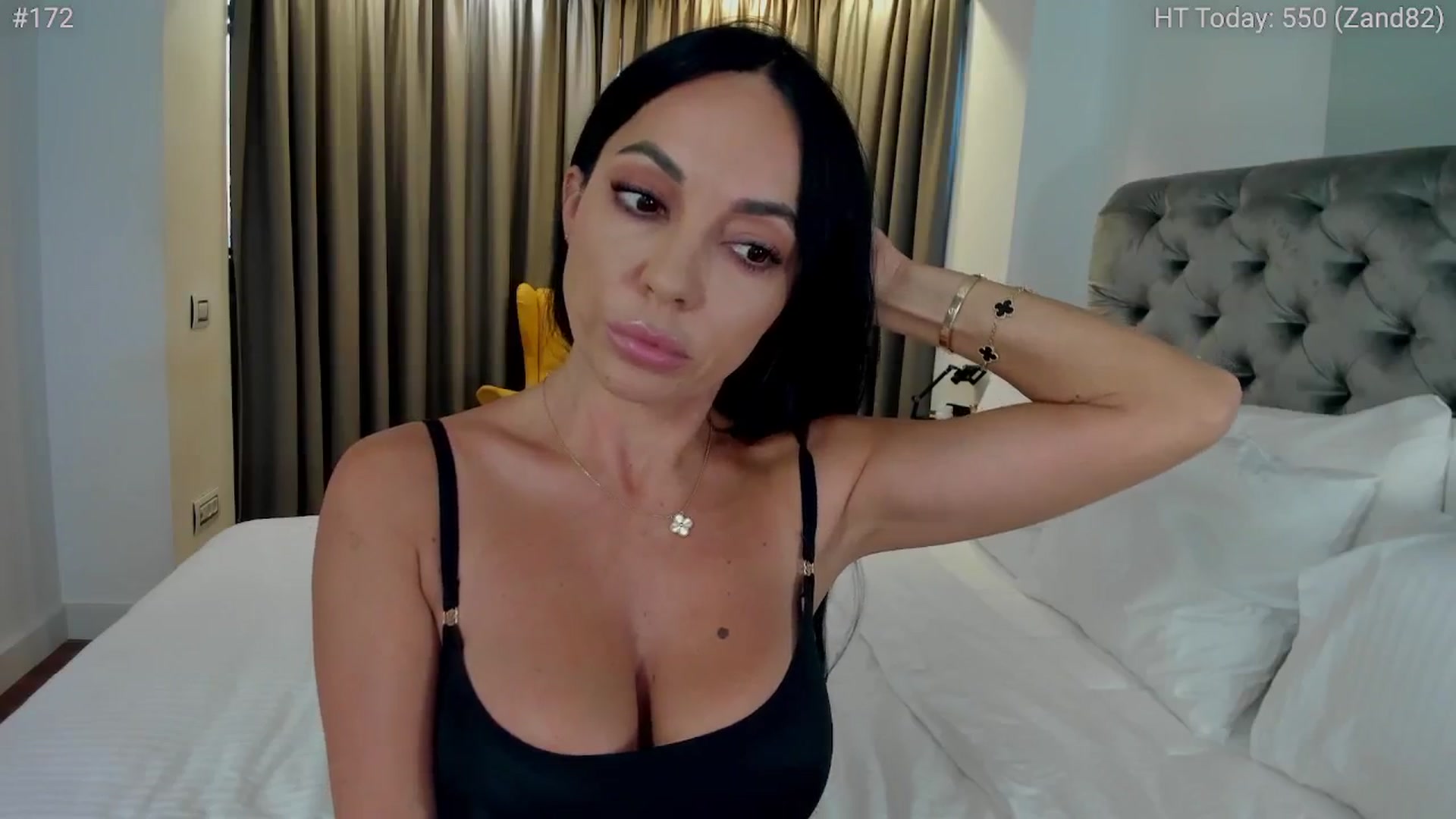 Gallery image thumbnail from girlboss's myfreecams stream on, 10/23/2024, 07:30 image 5 of 20