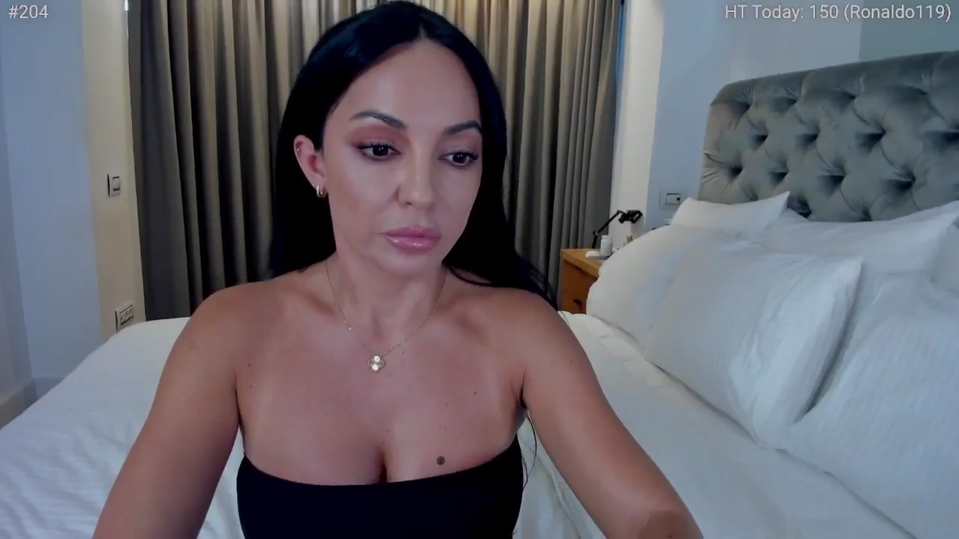 Gallery image thumbnail from girlboss's myfreecams stream on, 10/30/2024, 07:54 image 6 of 20