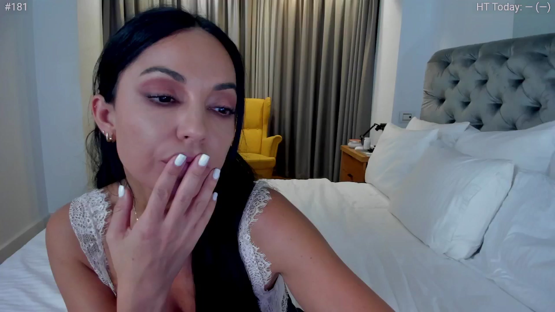Gallery image thumbnail from girlboss's myfreecams stream on, 10/30/2024, 19:51 image 15 of 20