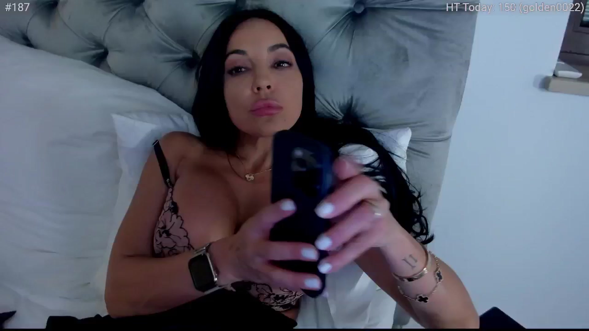 Gallery image thumbnail from girlboss's myfreecams stream on, 11/04/2024, 20:01 image 4 of 20