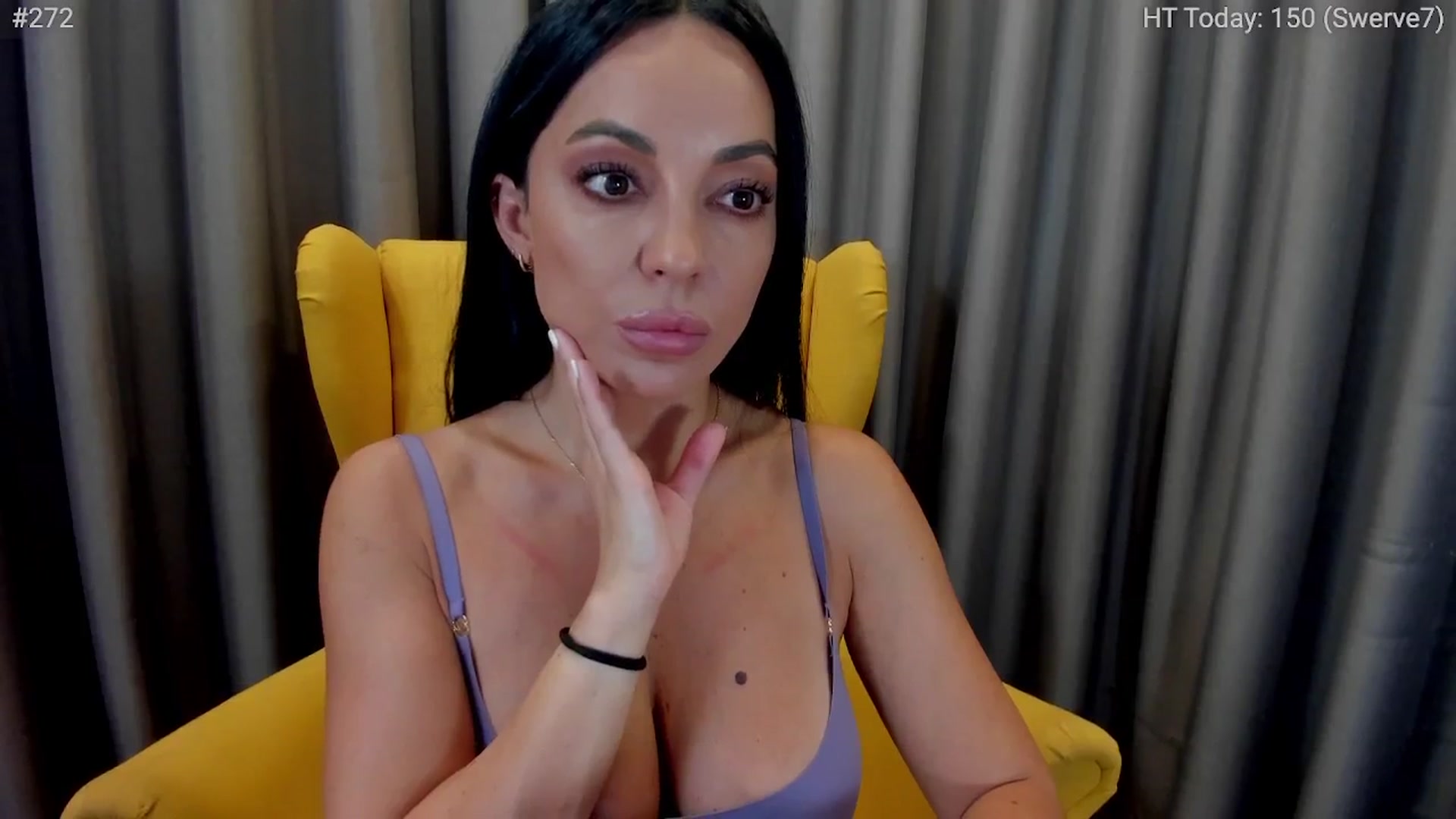 Gallery image thumbnail from girlboss's myfreecams stream on, 11/11/2024, 07:50 image 8 of 20