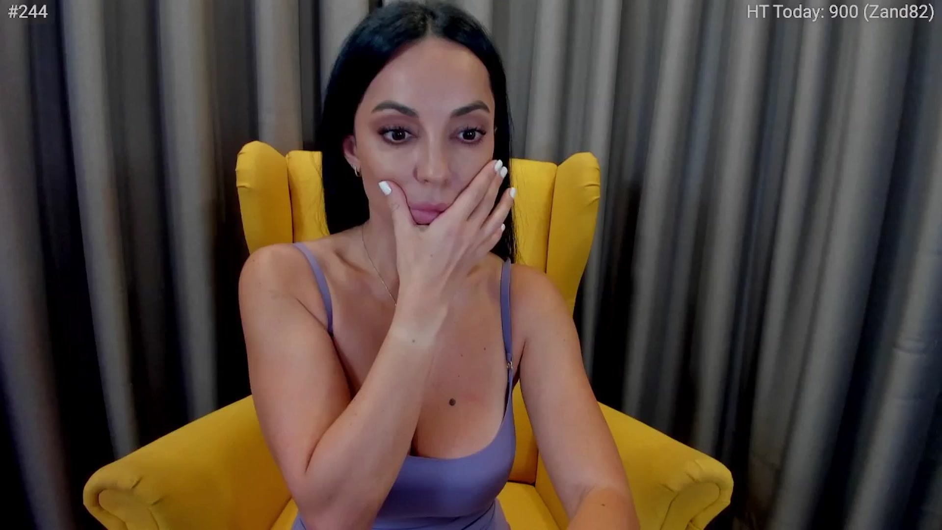 Gallery image thumbnail from girlboss's myfreecams stream on, 11/11/2024, 08:52 image 11 of 20