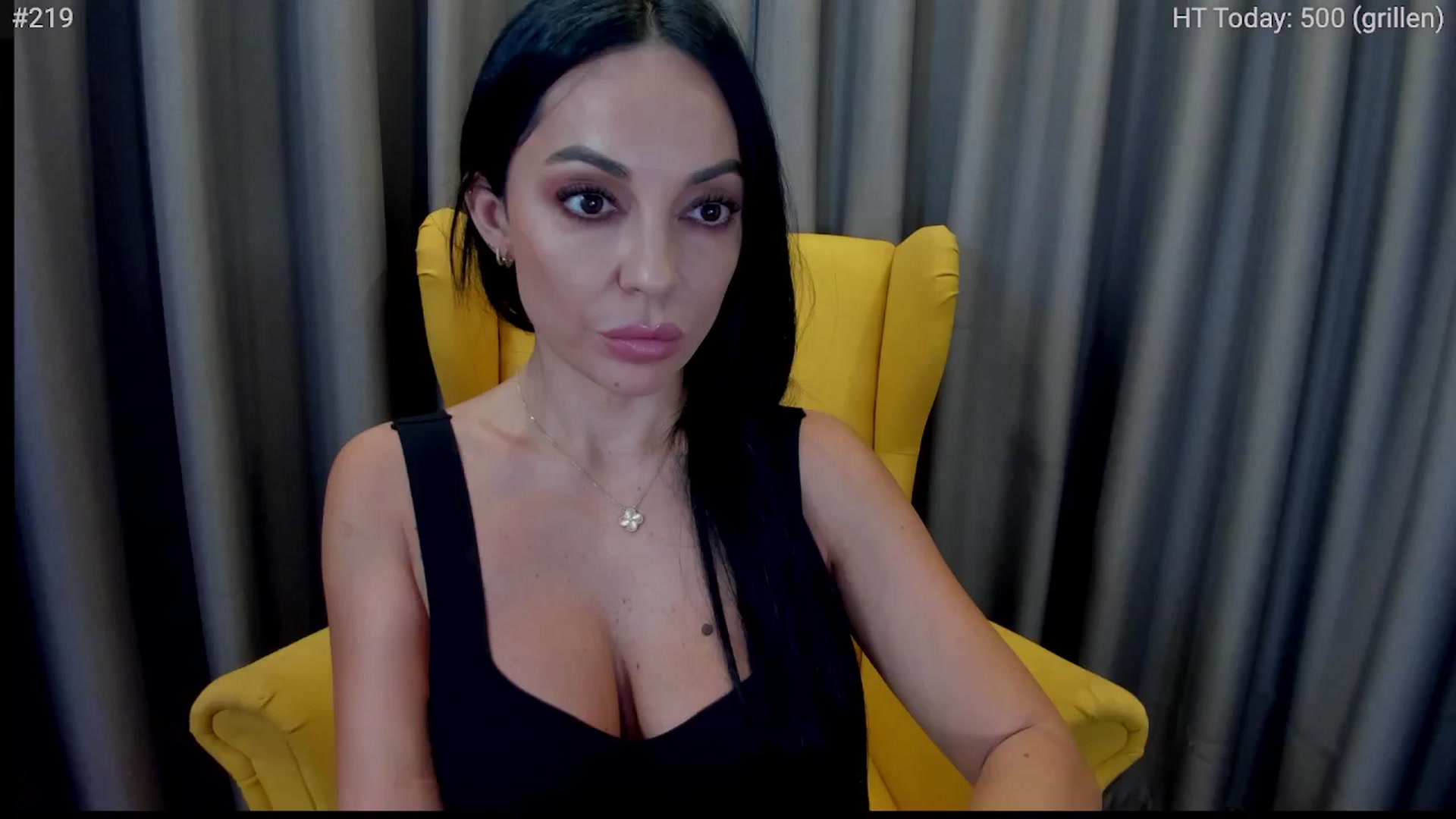 Gallery image thumbnail from girlboss's myfreecams stream on, 11/12/2024, 08:06 image 11 of 20